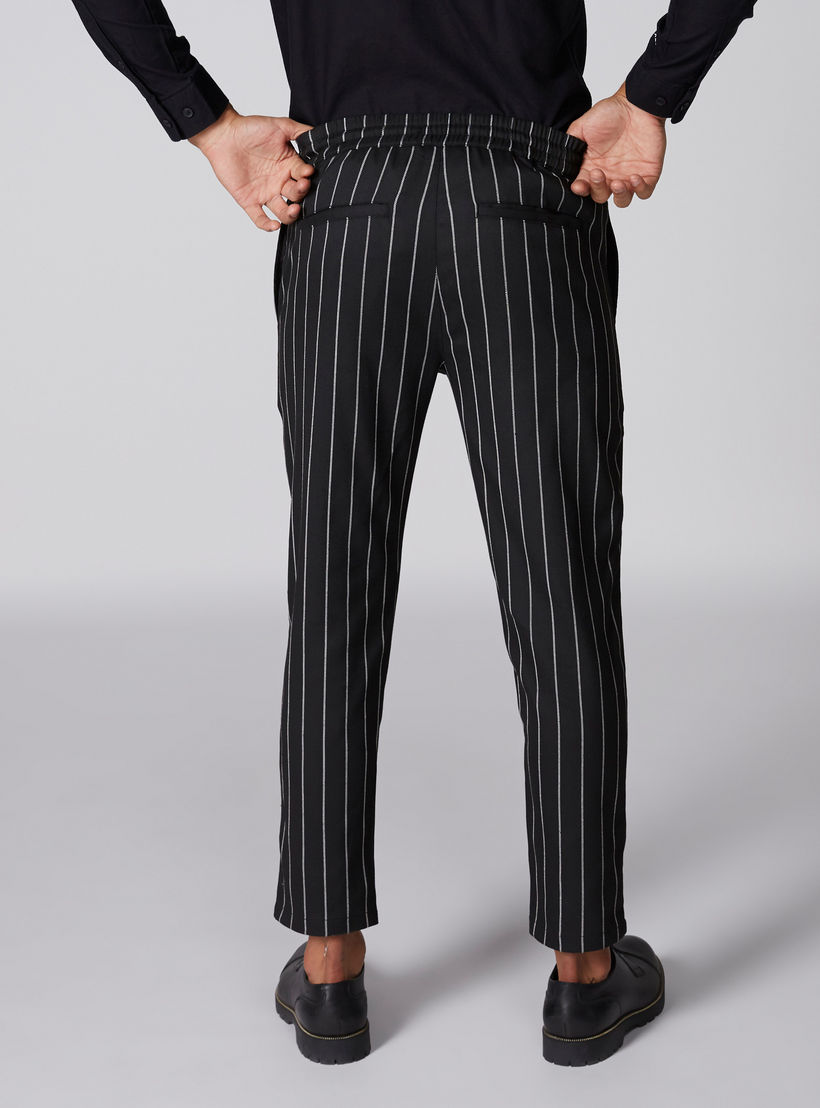 بنطال طويل مقلّم بخصر مطّاطي-men-clothing-bottoms-trousersandchinos-trousers-image-2