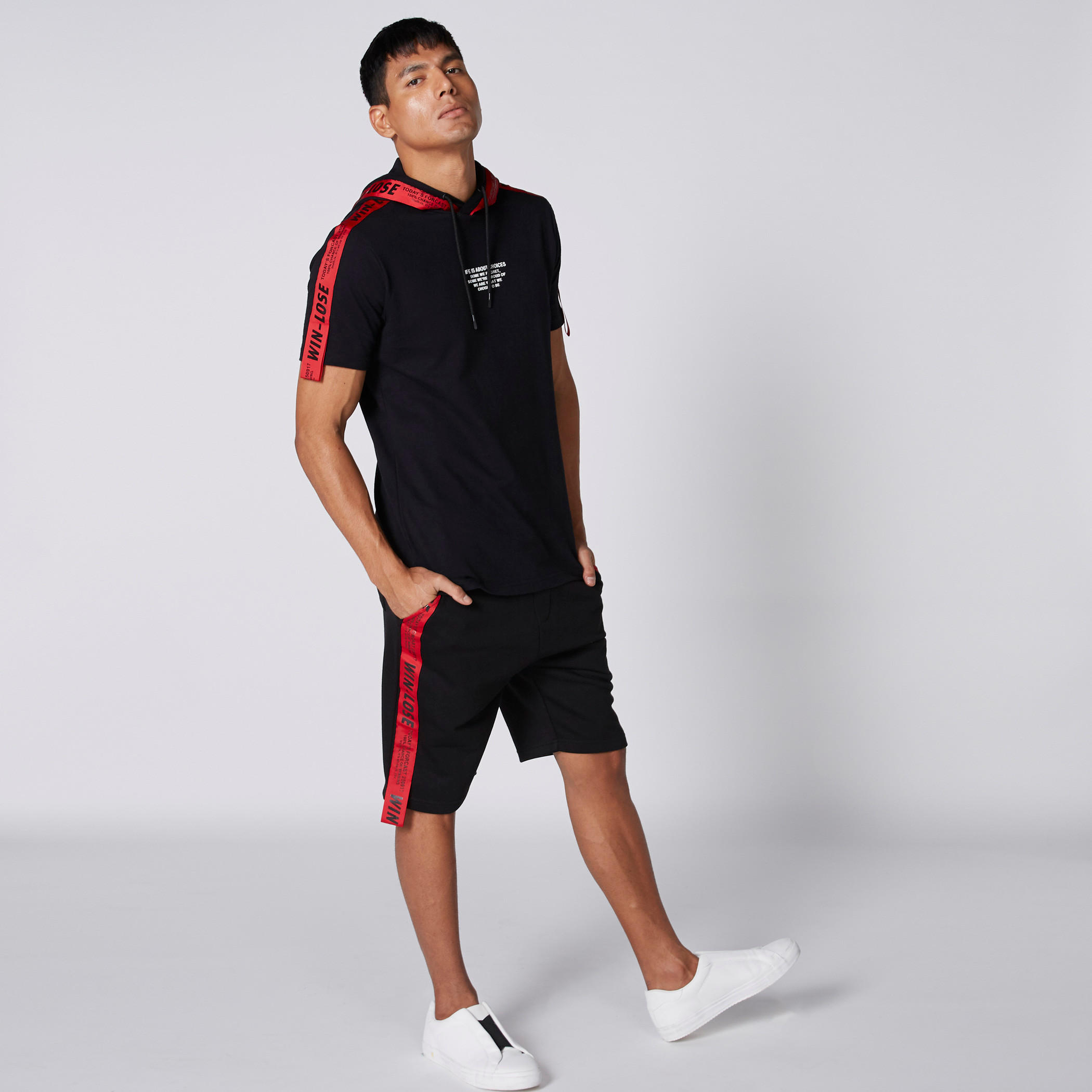 شورت بخصر مطّاطي وطبعات-men-clothing-bottoms-shorts-image-1