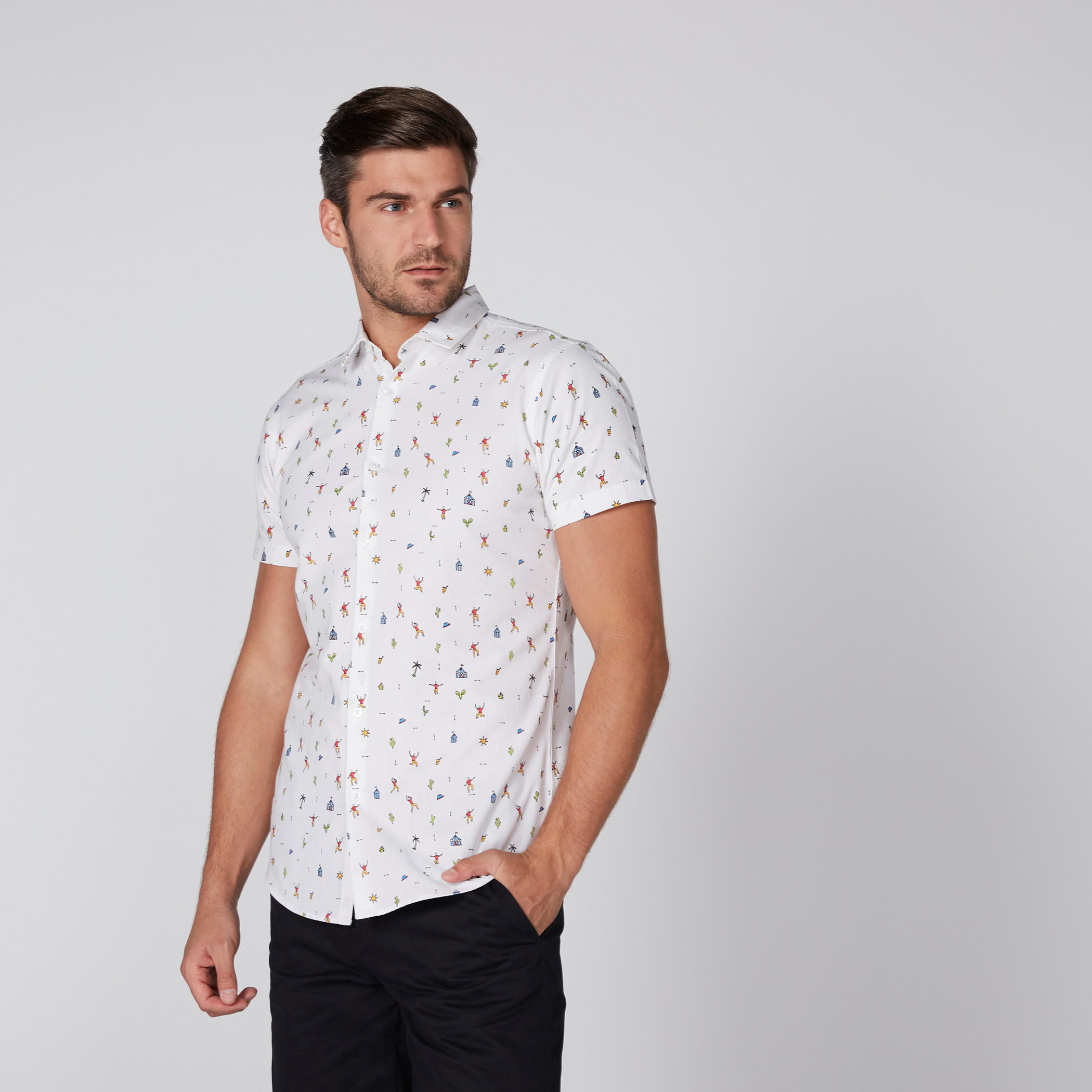 قميص بأكمام قصيرة وأزرار وطبعات-men-clothing-shirts-image-2