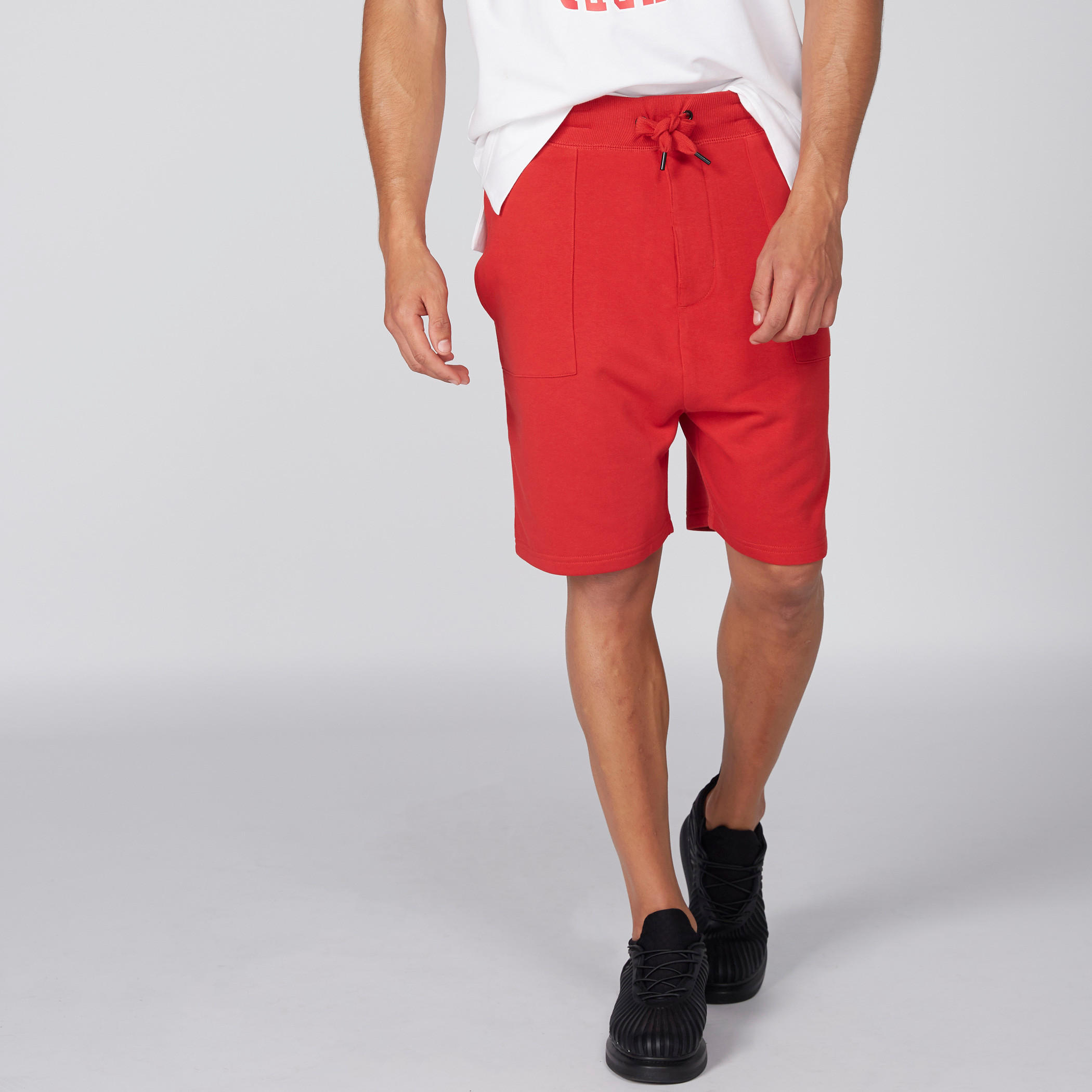 Shorts with Drawstrings and Elasticised Waistband-men-clothing-bottoms-shorts-image-2