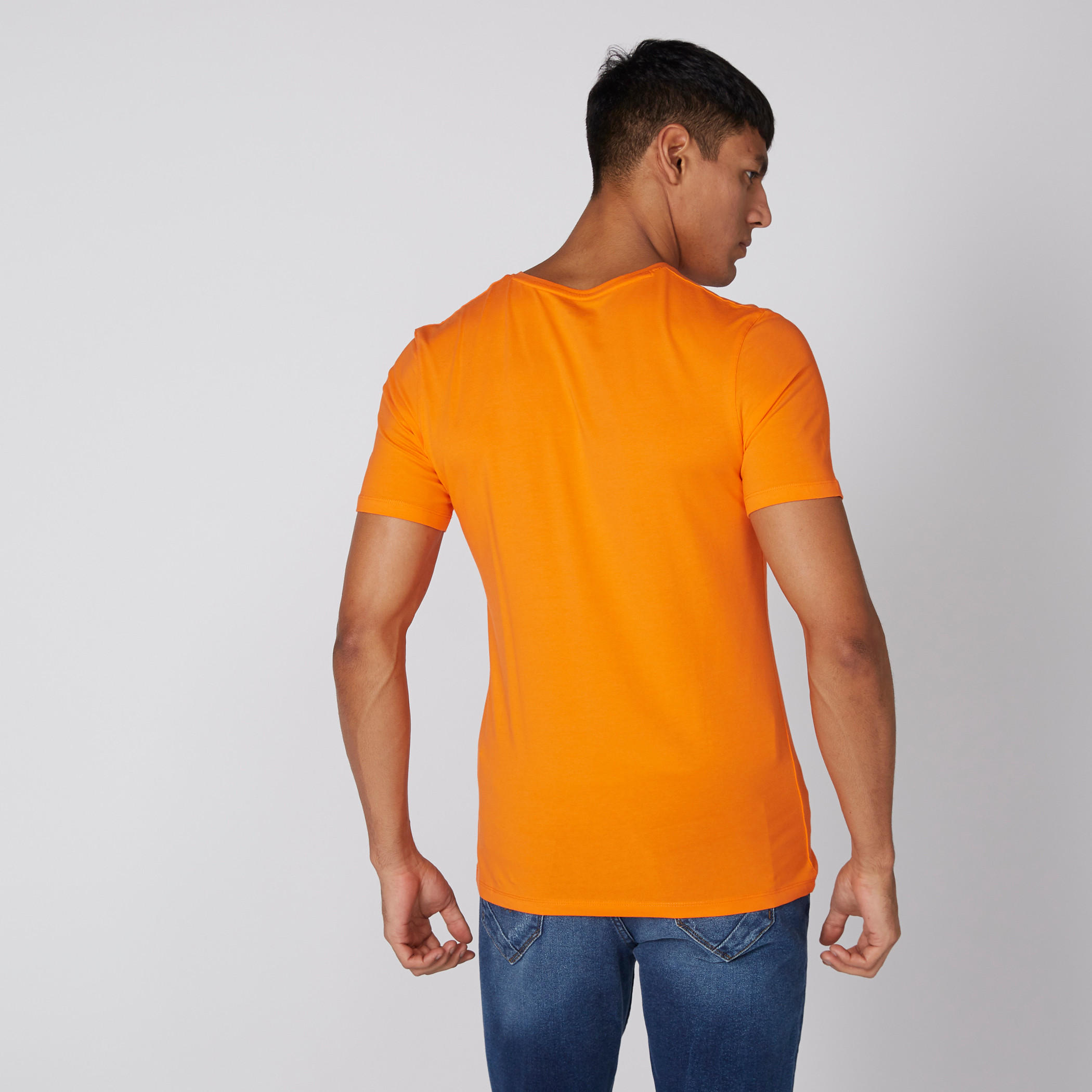 قميص بياقة V وأكمام قصيرة-men-clothing-tshirtsandpolos-tshirts-image-3