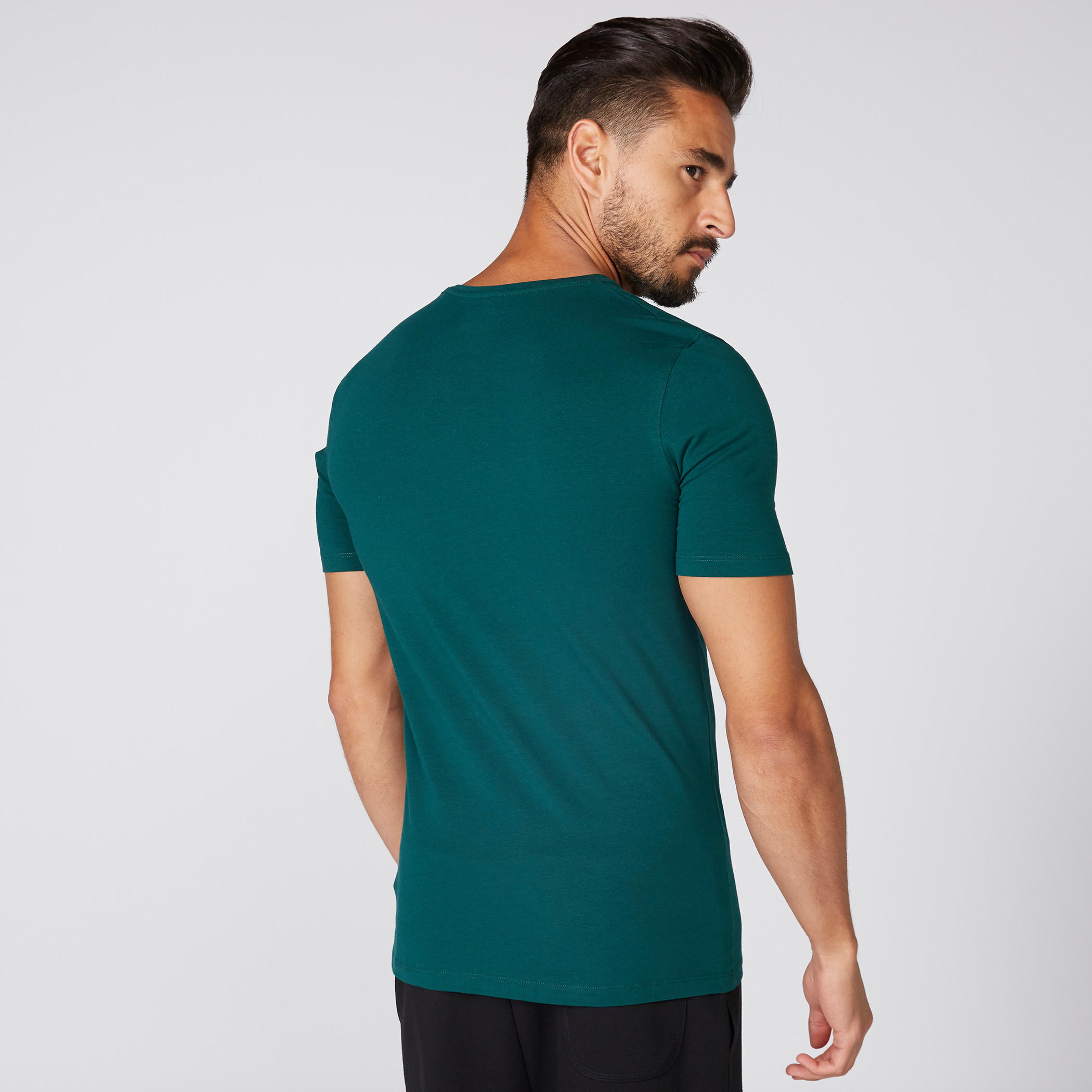 تيشيرت بياقة V وأكمام قصيرة-men-clothing-tshirtsandpolos-tshirts-image-4