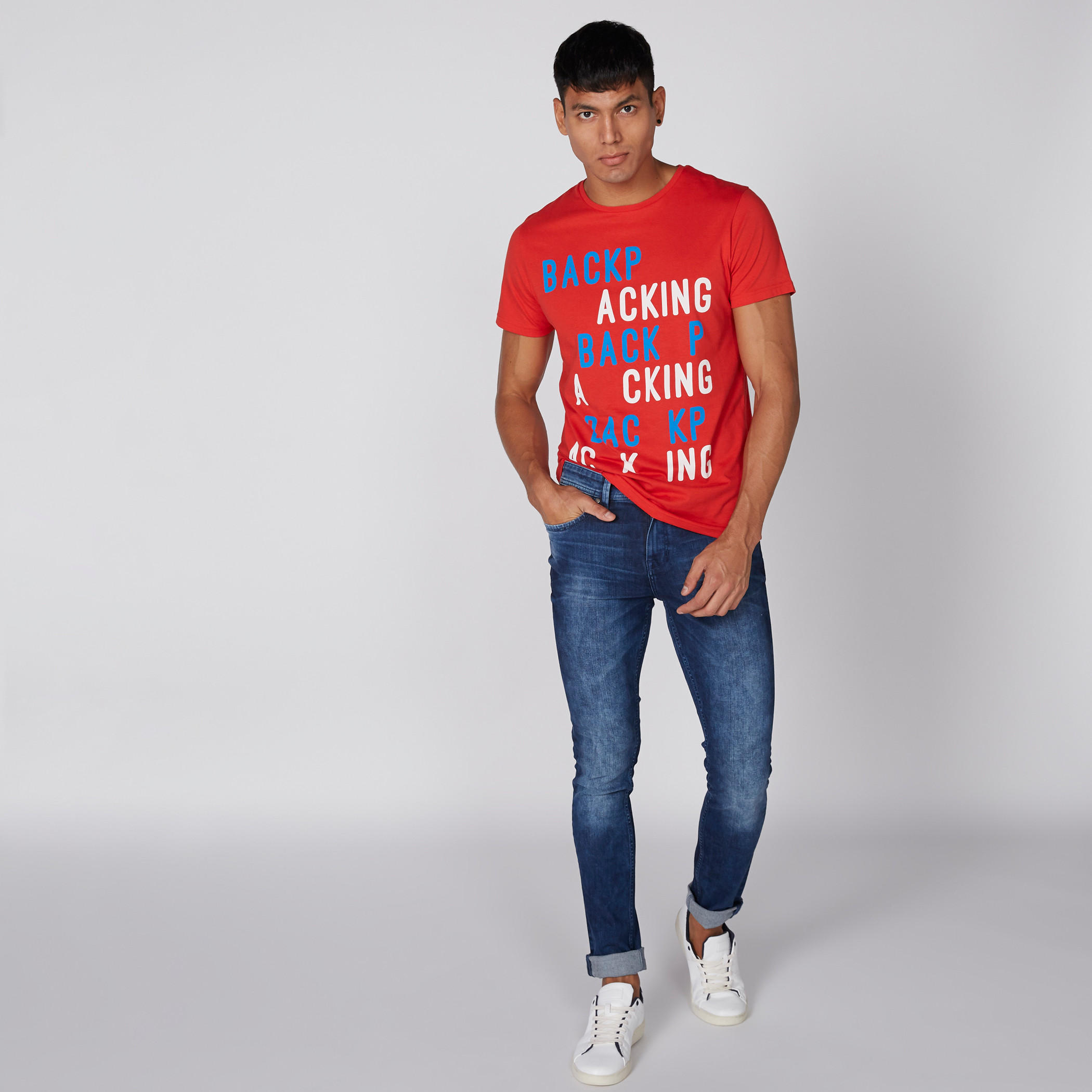 تيشيرت بياقة مستديرة وأكمام قصيرة وطبعات-men-clothing-tshirtsandpolos-tshirts-image-3