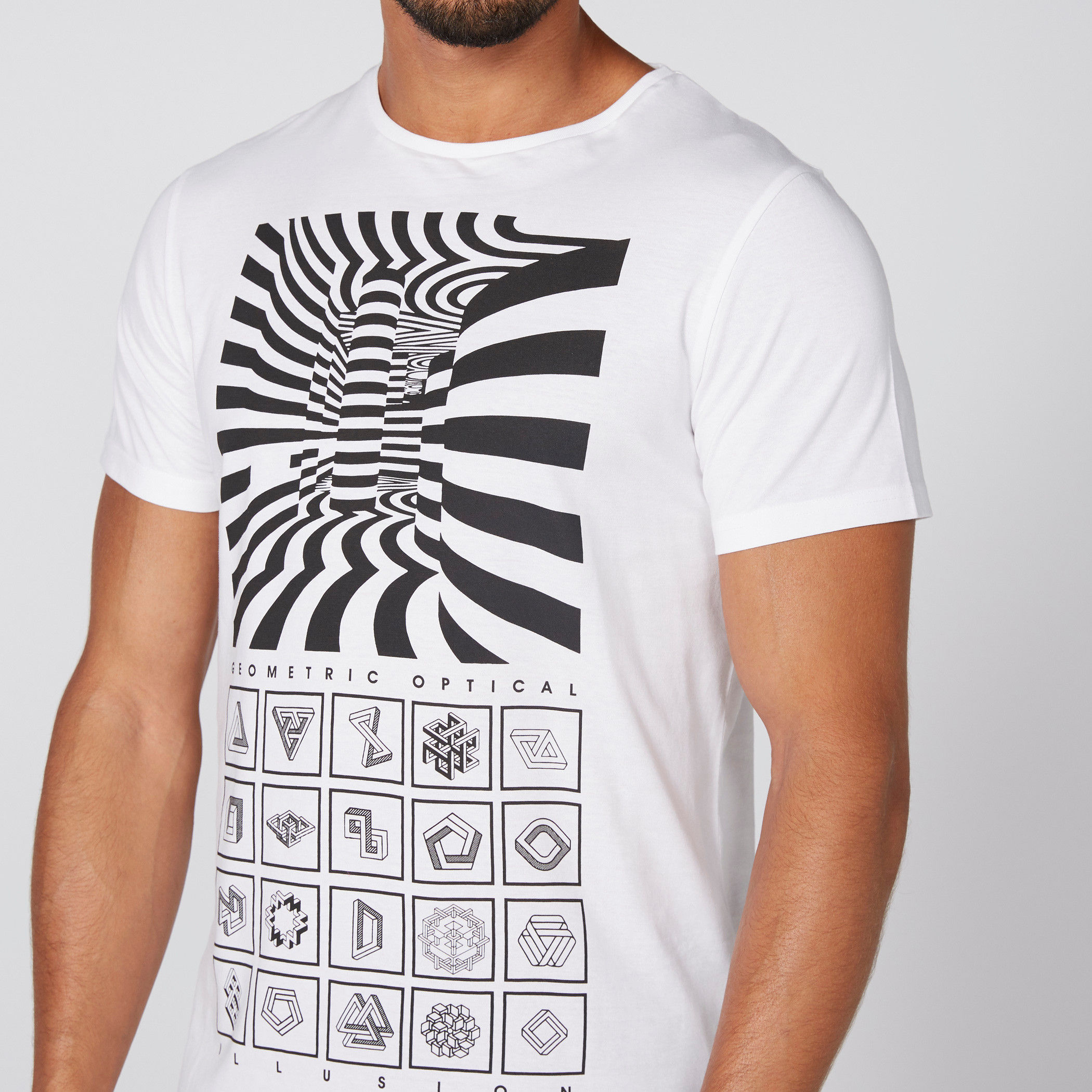 تيشيرت بياقة مستديرة وأكمام قصيرة وطبعات-men-clothing-tshirtsandpolos-tshirts-image-2