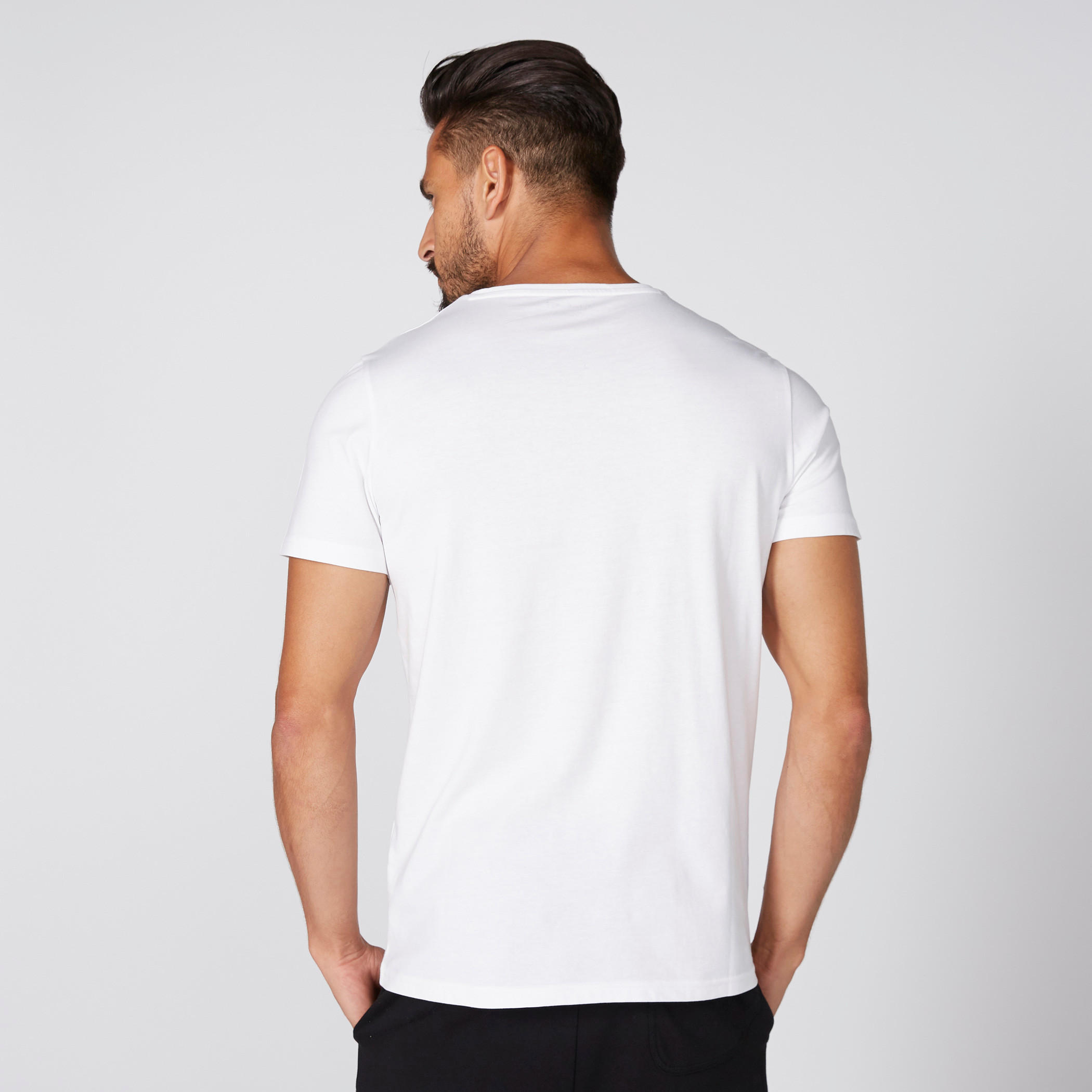 تيشيرت بياقة مستديرة وأكمام قصيرة وطبعات-men-clothing-tshirtsandpolos-tshirts-image-4