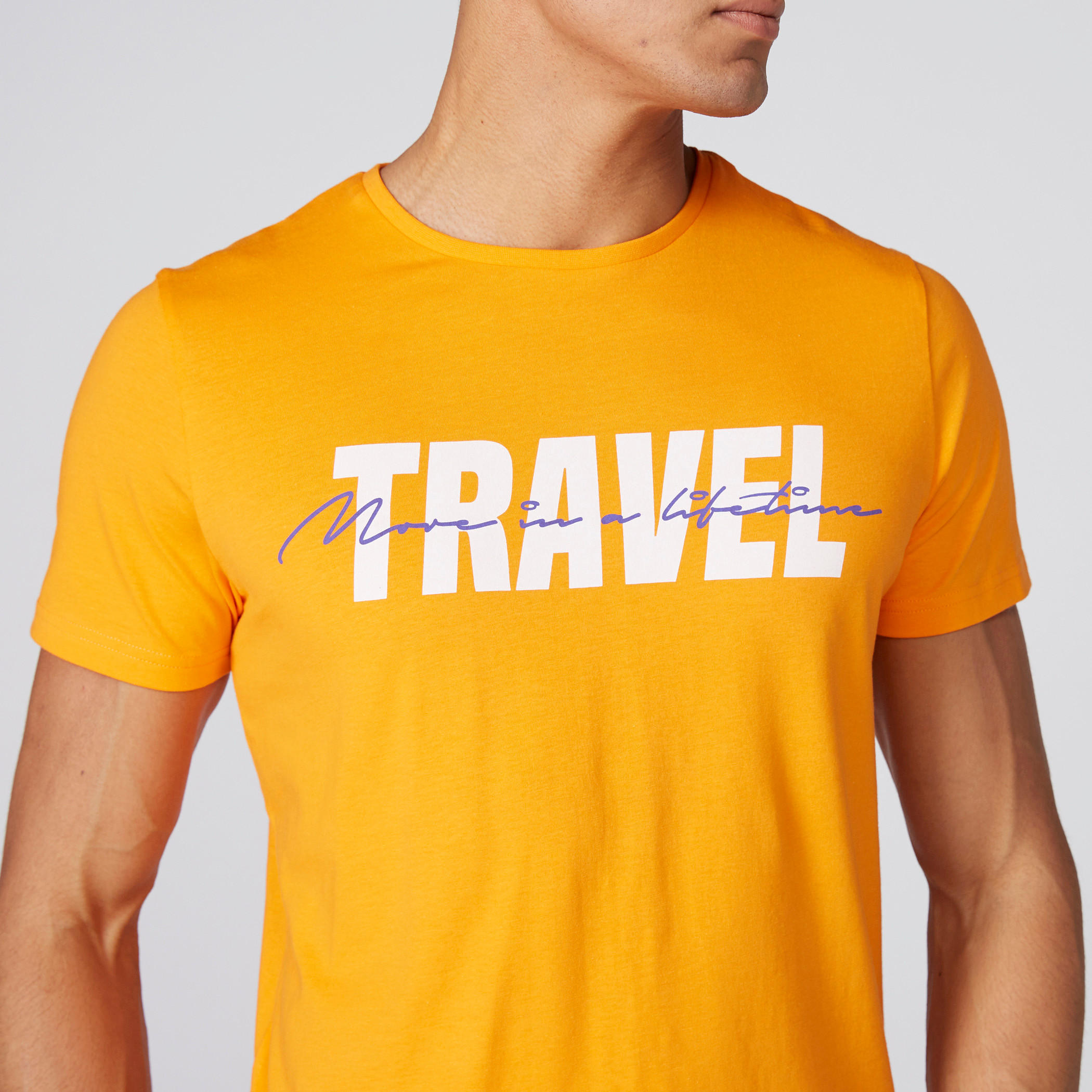 تيشيرت بأكمام قصيرة وطبعات-men-clothing-tshirtsandpolos-tshirts-image-2