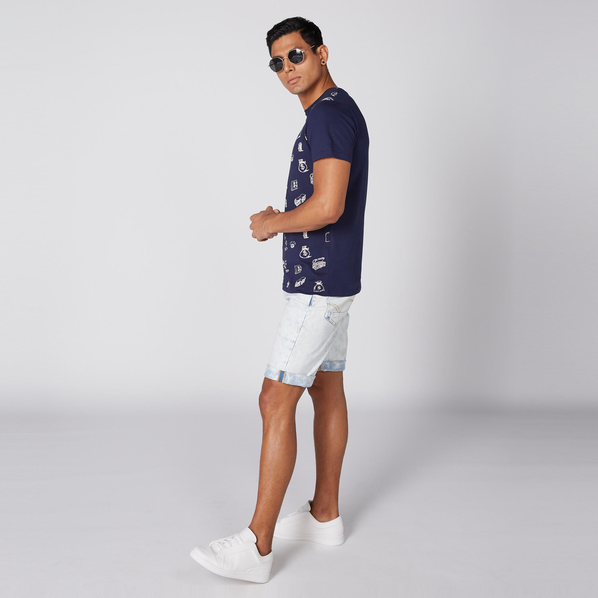 تيشيرت بياقة مستديرة وأكمام قصيرة وطبعات-men-clothing-tshirtsandpolos-tshirts-image-4