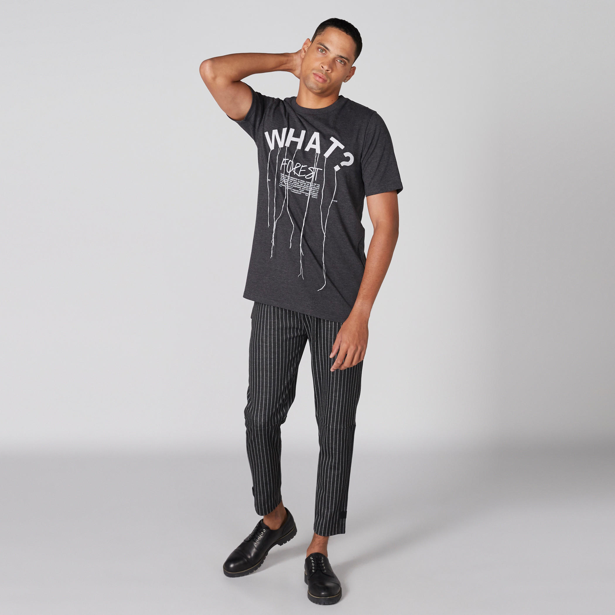 تيشيرت بياقة مستديرة وأكمام قصيرة وطبعات-men-clothing-tshirtsandpolos-tshirts-image-3