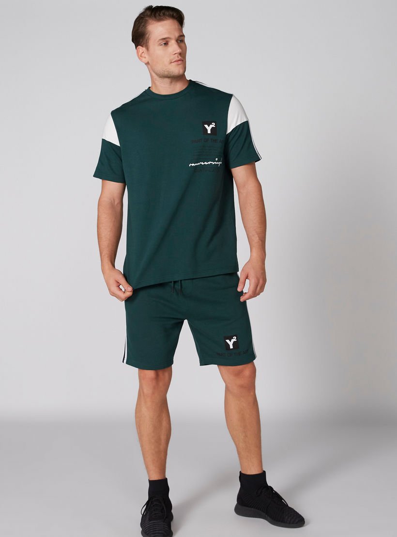 شورت بخصر مطّاطي وطبعات-men-clothing-bottoms-shorts-image-1
