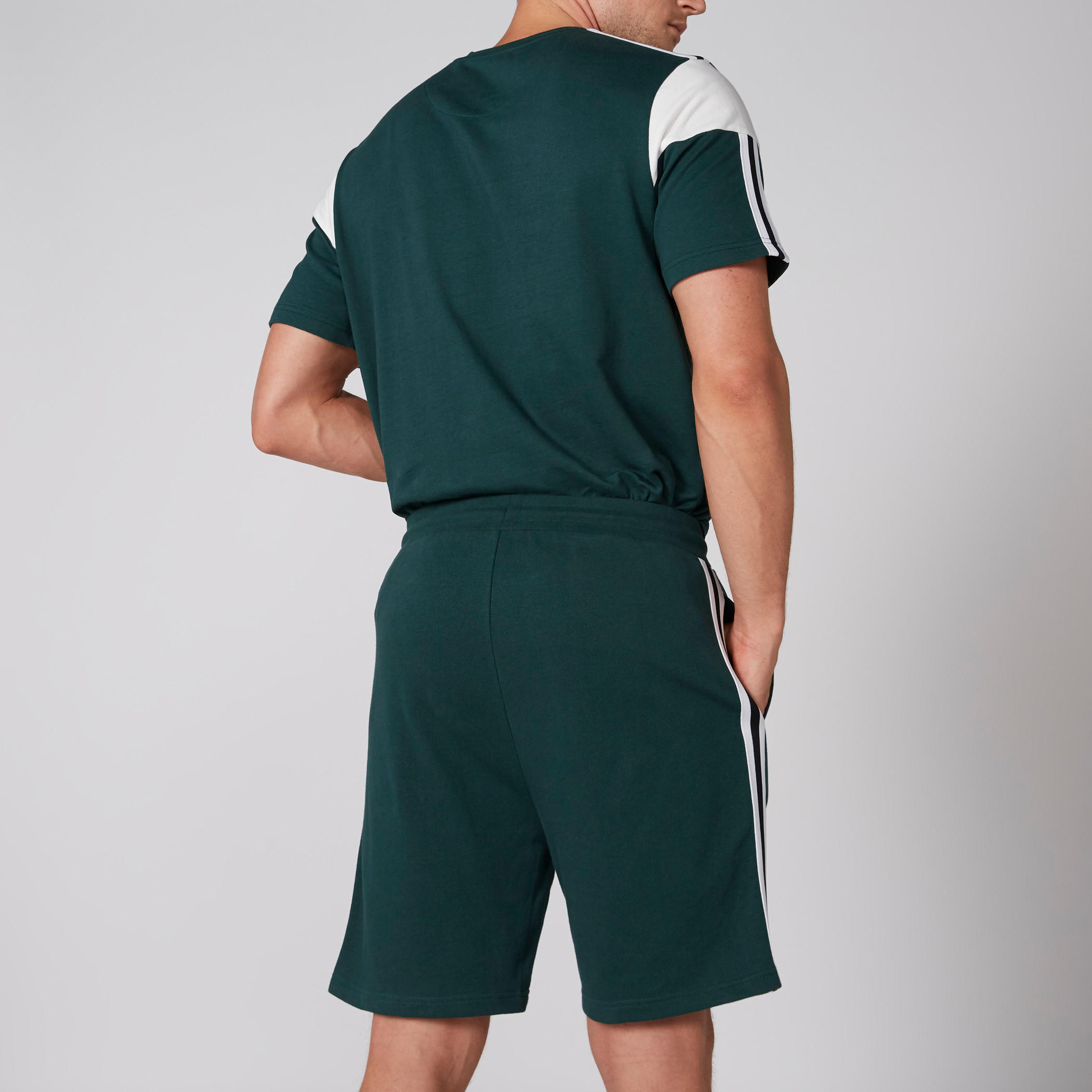 شورت بخصر مطّاطي وطبعات-men-clothing-bottoms-shorts-image-2