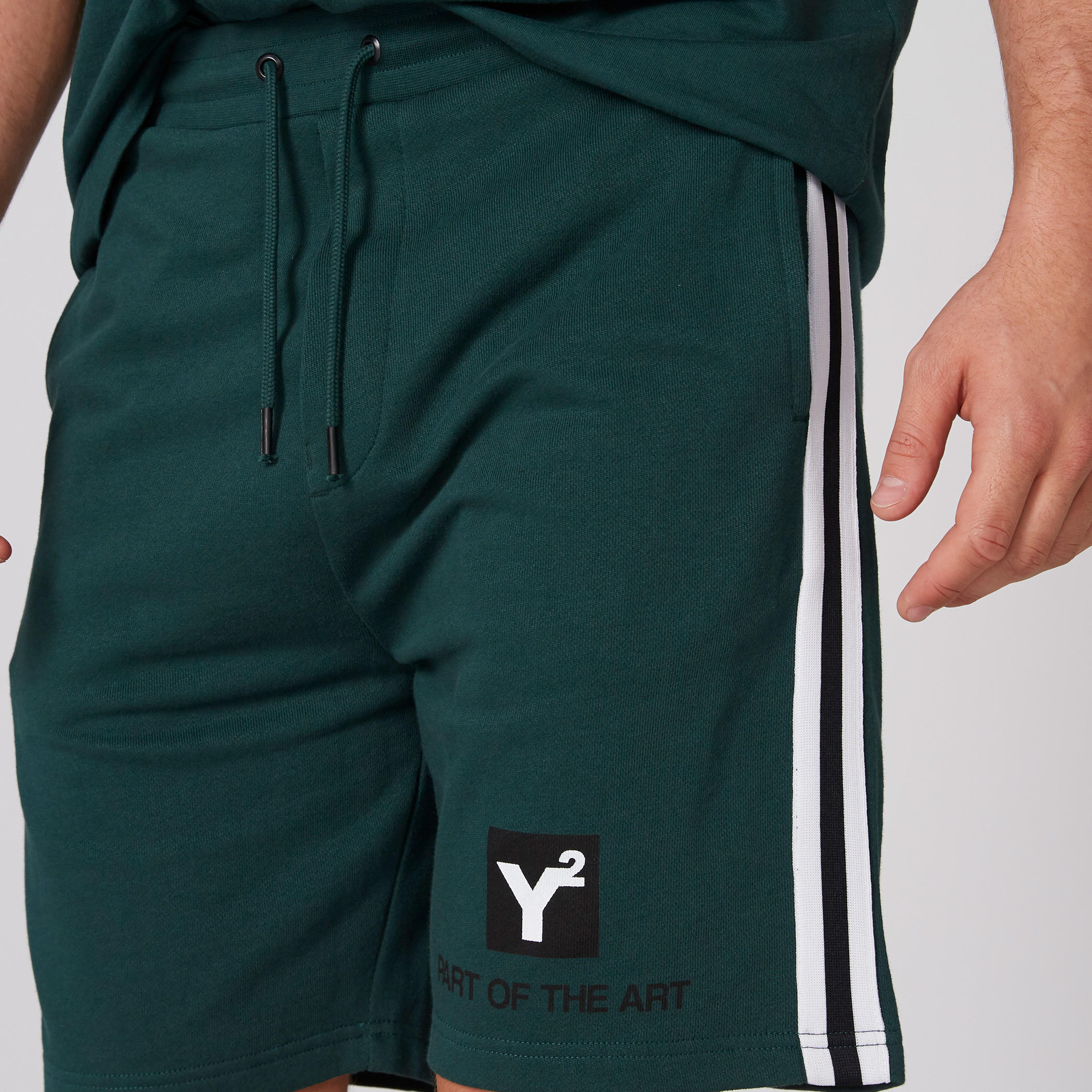 شورت بخصر مطّاطي وطبعات-men-clothing-bottoms-shorts-image-4