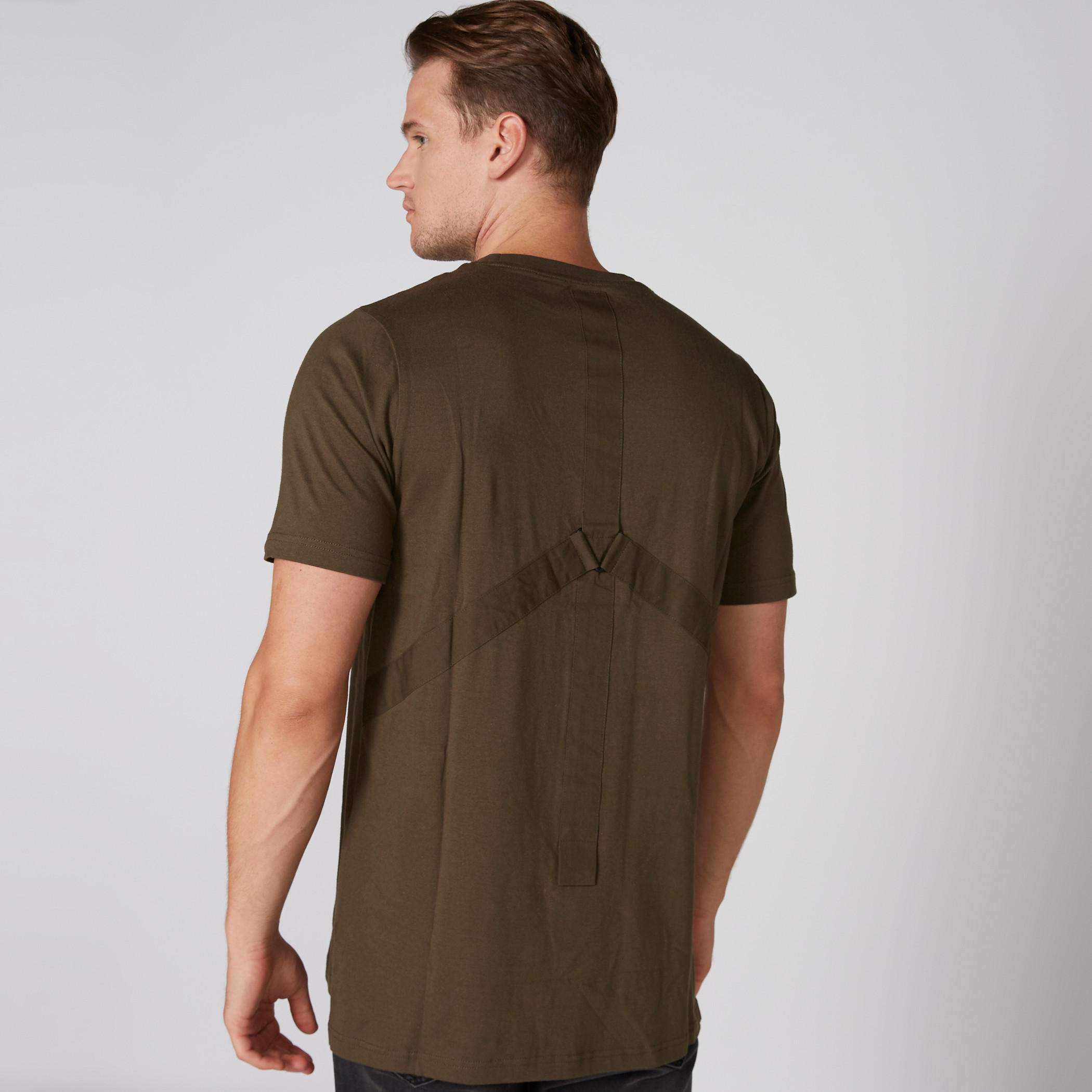 تيشيرت بياقة مستديرة وأكمام قصيرة-men-clothing-tshirtsandpolos-tshirts-image-2