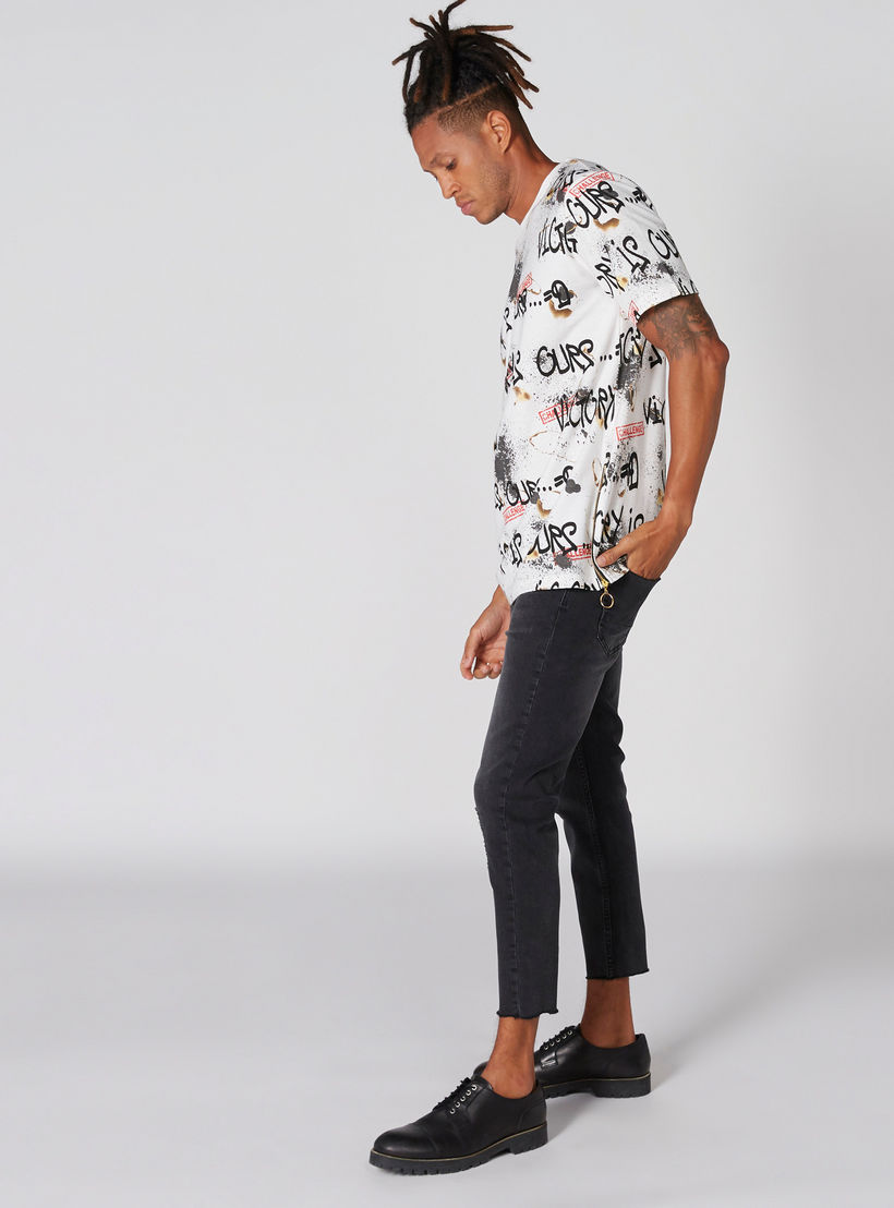 بنطال جينز طويل بتصميم ممزق وزر إغلاق وجيوب-men-clothing-bottoms-jeans-image-3