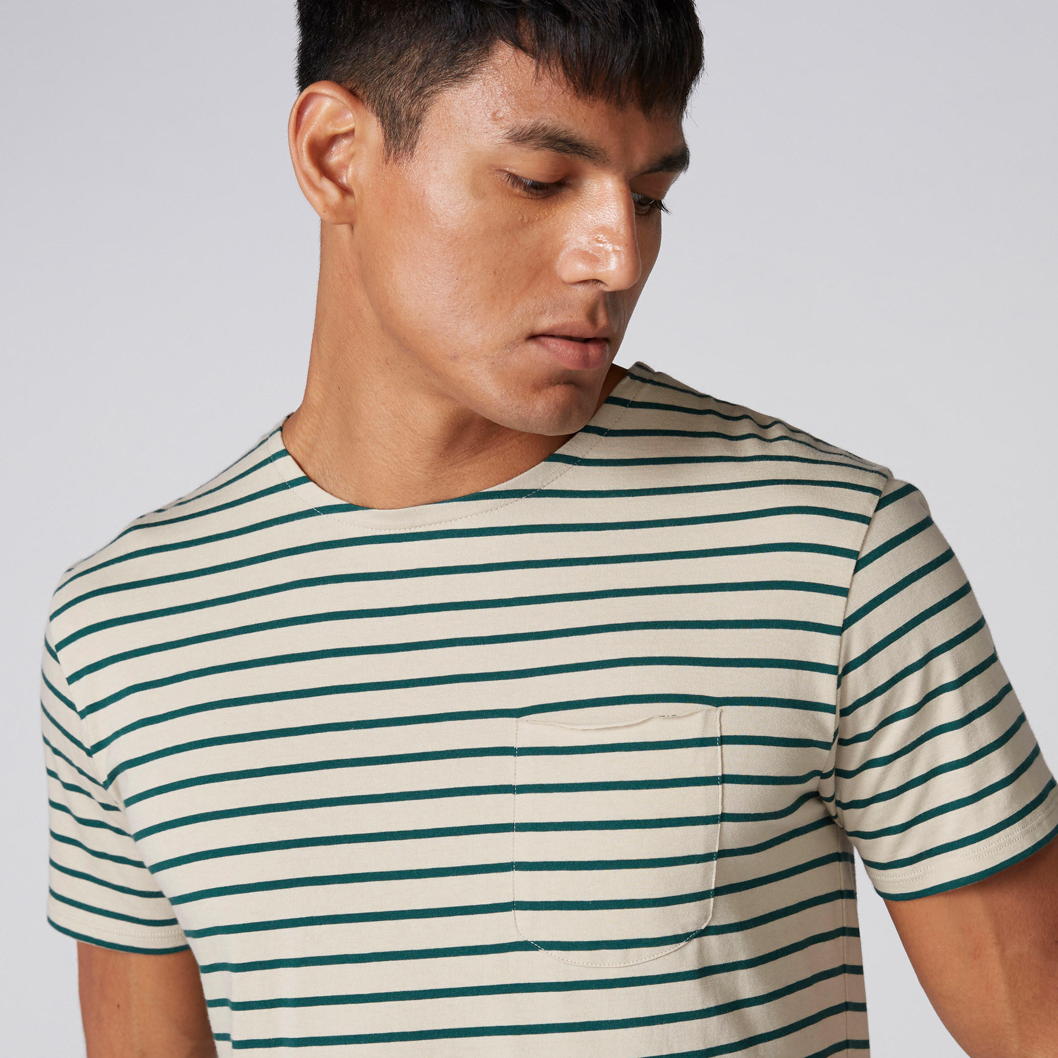 تيشيرت مقلّم بياقة مستديرة وأكمام قصيرة-men-clothing-tshirtsandpolos-tshirts-image-2