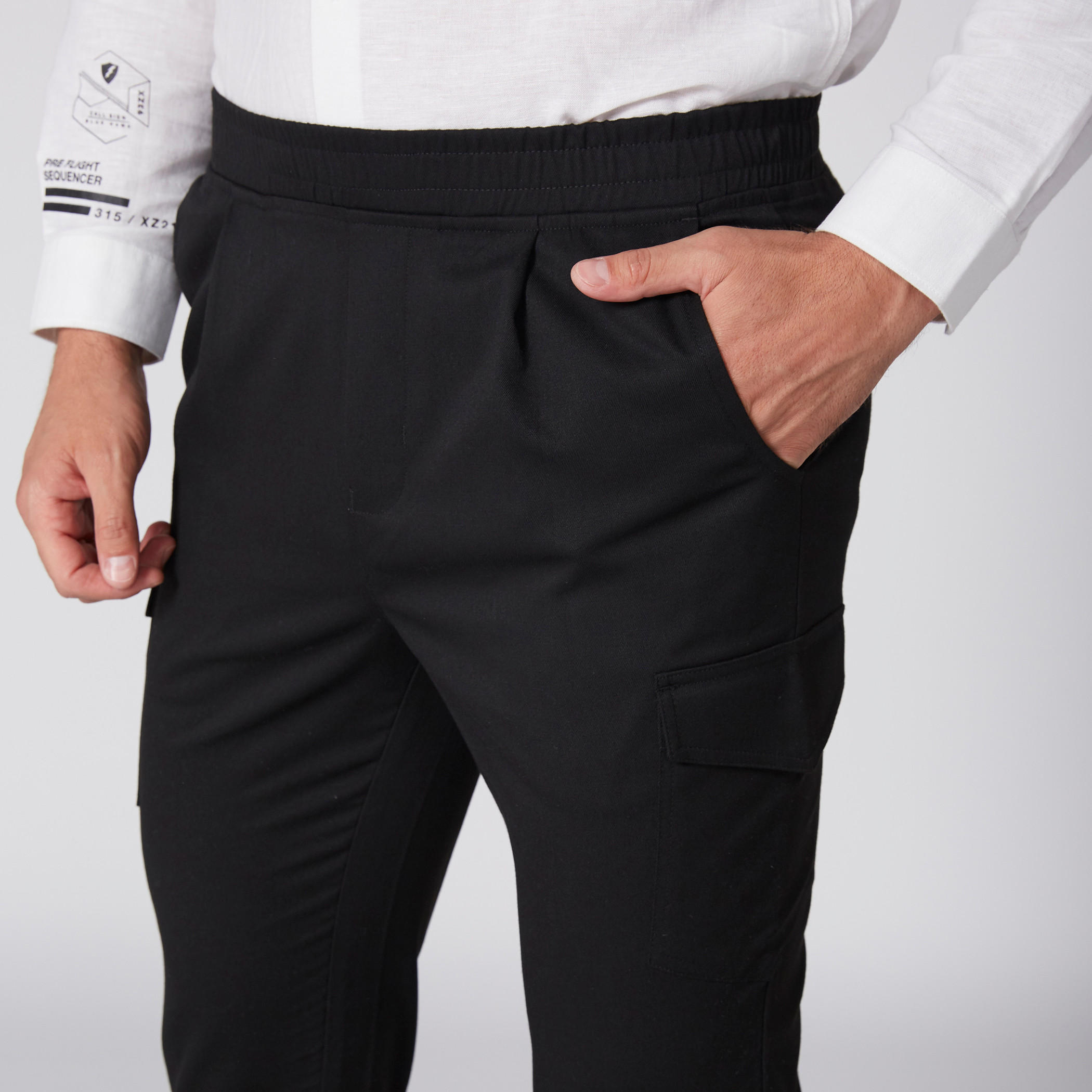 بنطال طويل بجيوب-men-clothing-bottoms-trousersandchinos-trousers-image-5