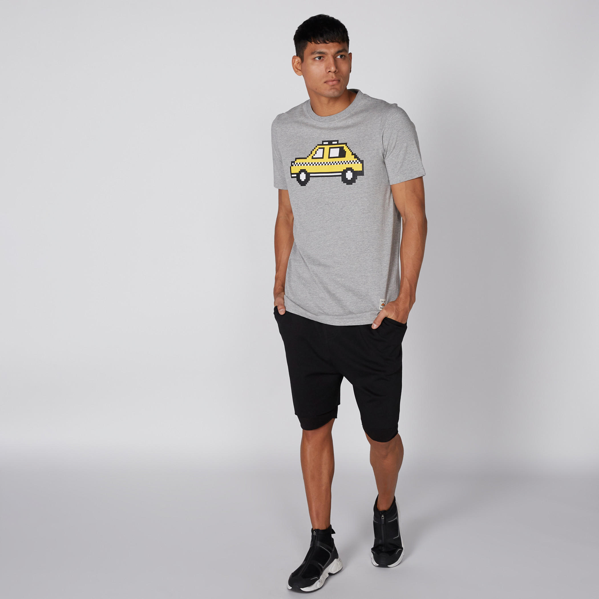 تيشيرت بياقة مستديرة وأكمام قصيرة وطبعات-men-clothing-tshirtsandpolos-tshirts-image-3