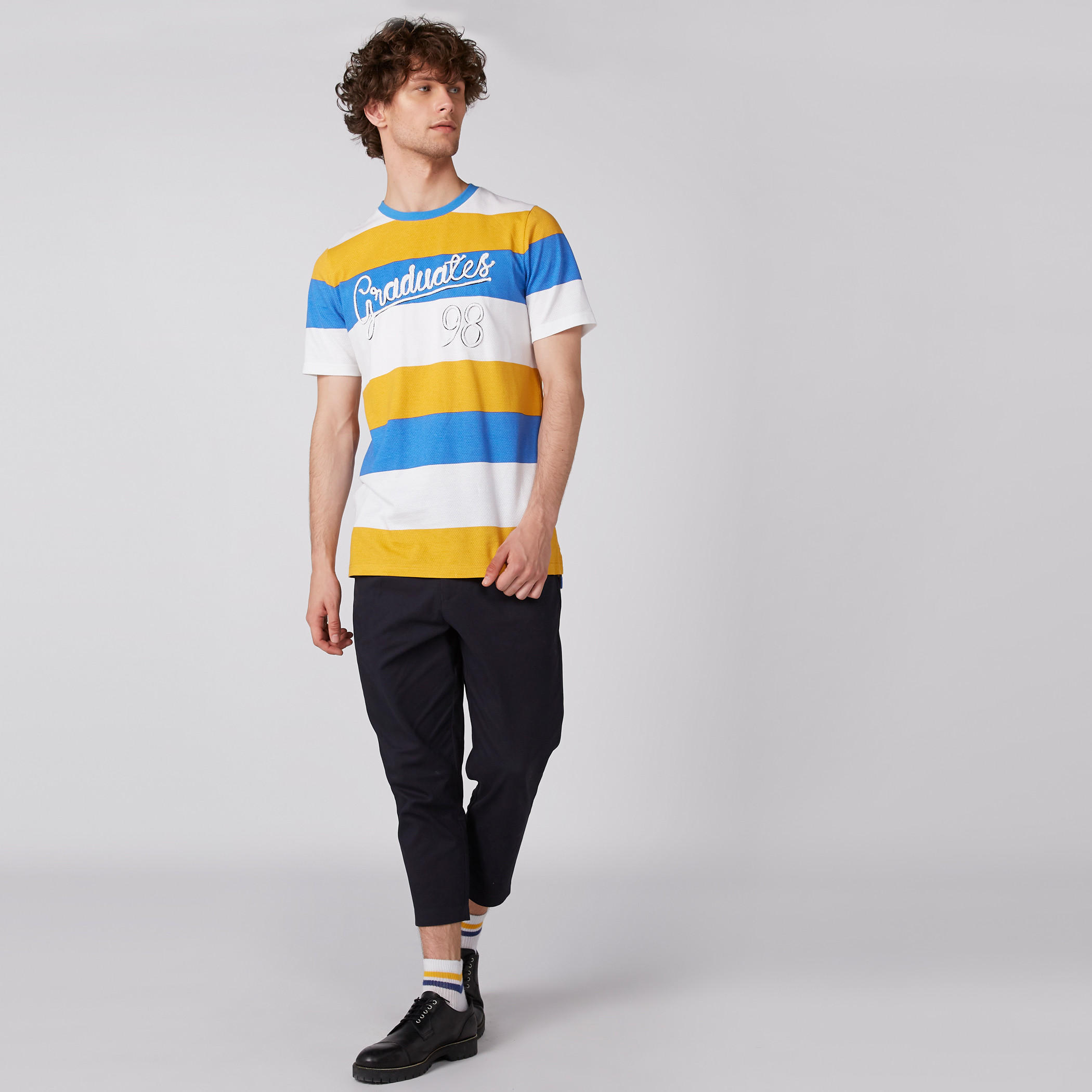 تيشيرت بطبعات سمايلي وورلد بأكمام قصيرة وياقة ضيقة-men-clothing-tshirtsandpolos-tshirts-image-5