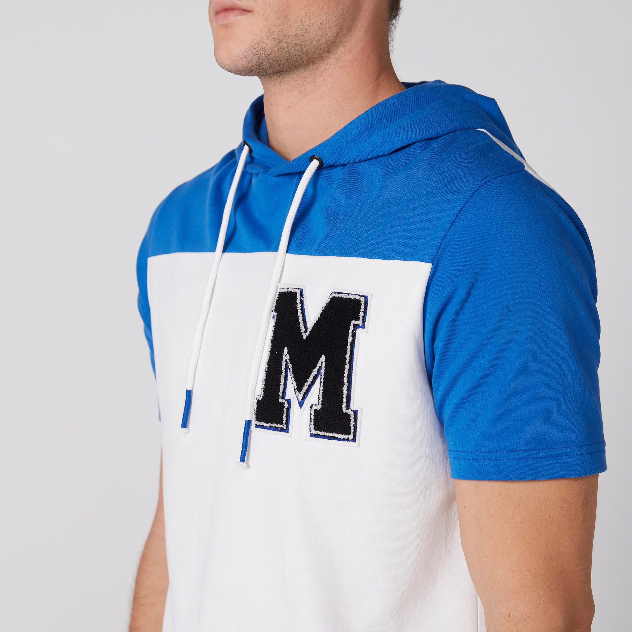 تيشيرت بتزيينات وأكمام قصيرة وقبعة-men-clothing-tshirtsandpolos-tshirts-image-2
