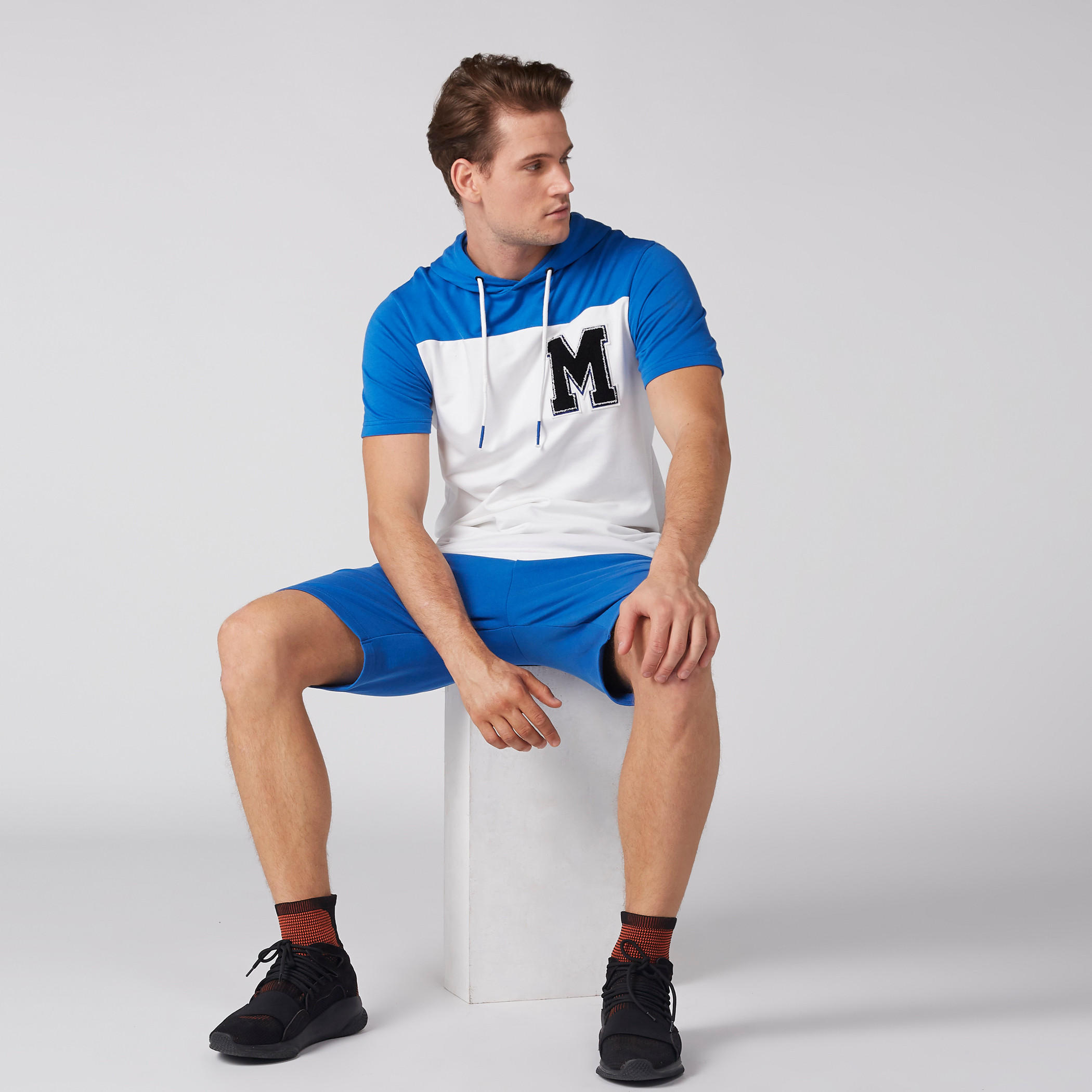 تيشيرت بتزيينات وأكمام قصيرة وقبعة-men-clothing-tshirtsandpolos-tshirts-image-4