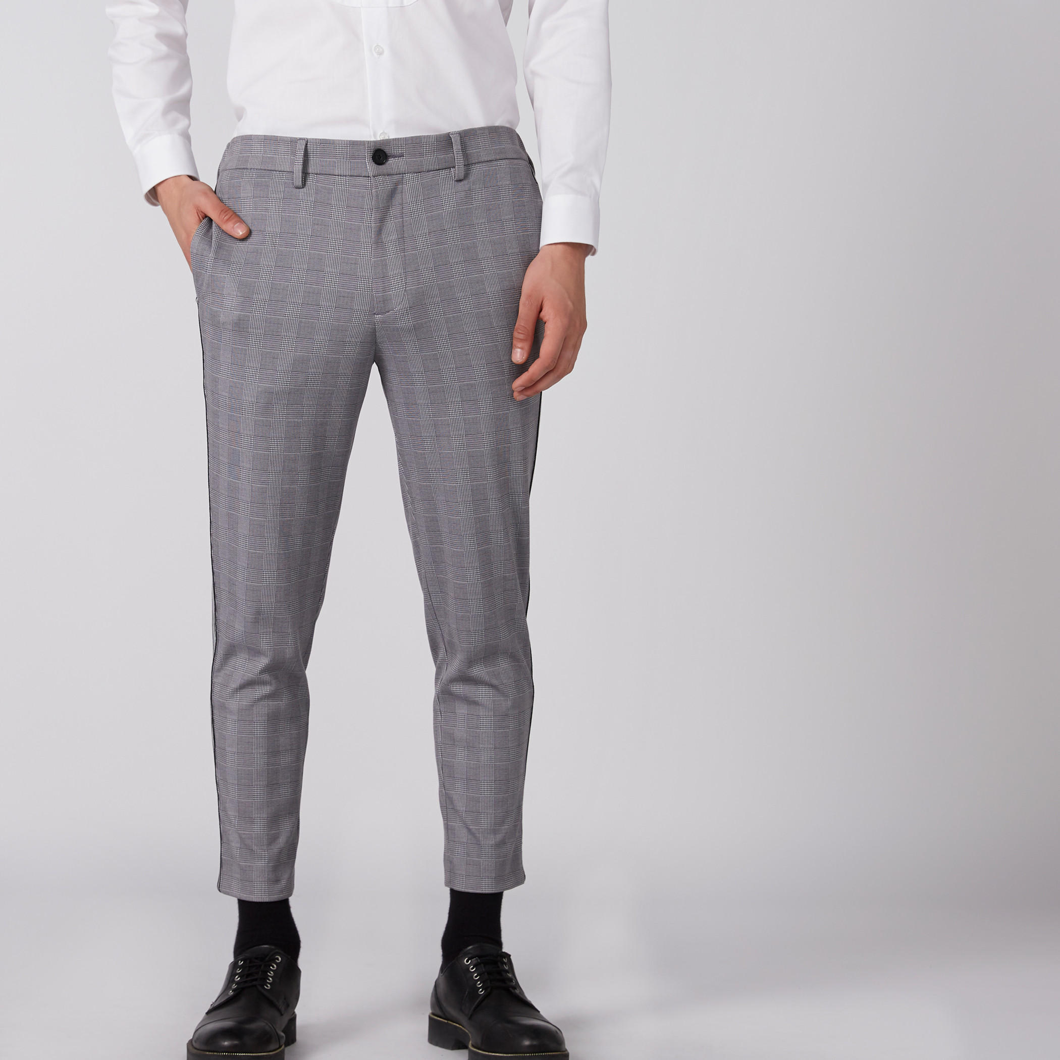 بنطال كاروهات بجيوب-men-clothing-bottoms-trousersandchinos-trousers-image-3