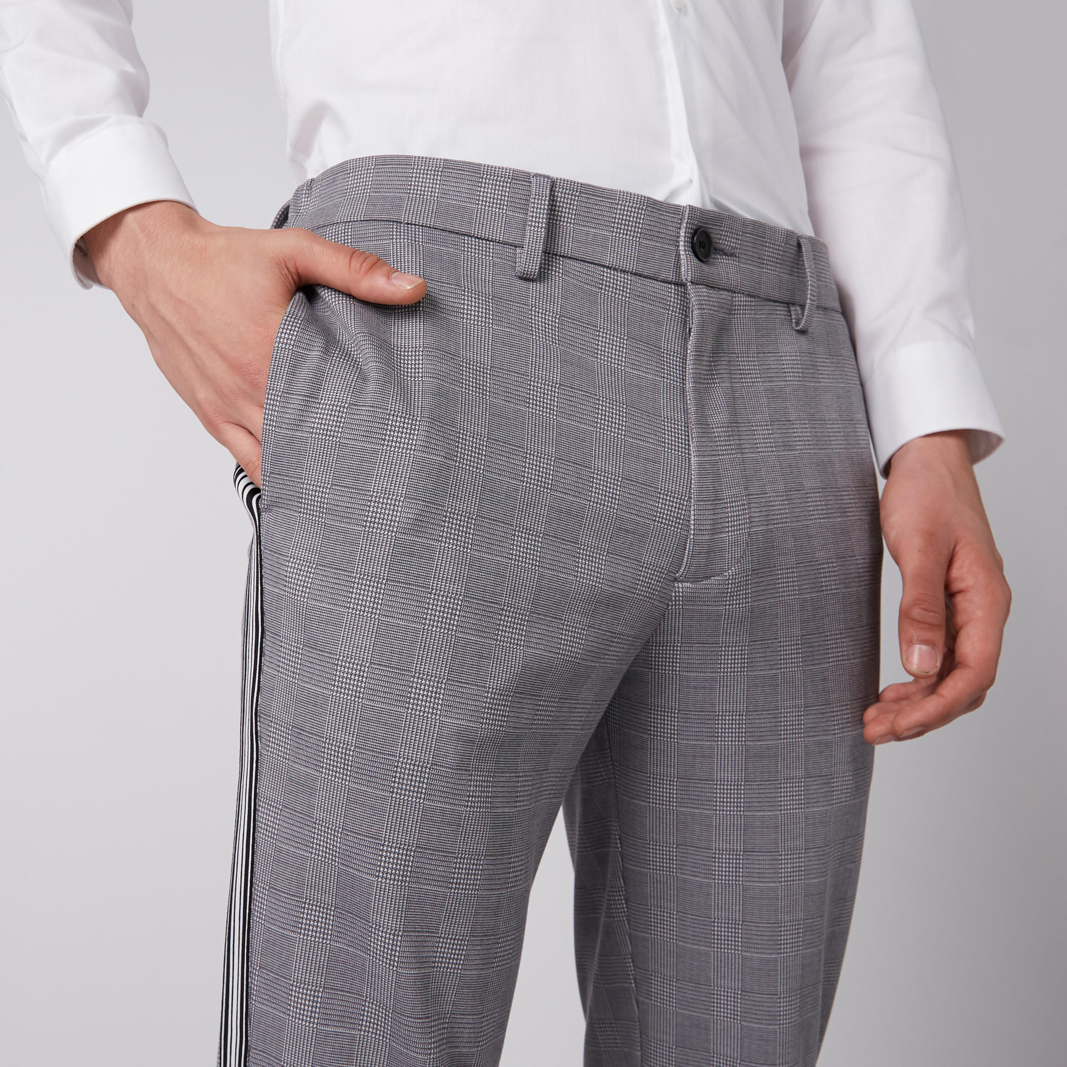 بنطال كاروهات بجيوب-men-clothing-bottoms-trousersandchinos-trousers-image-6