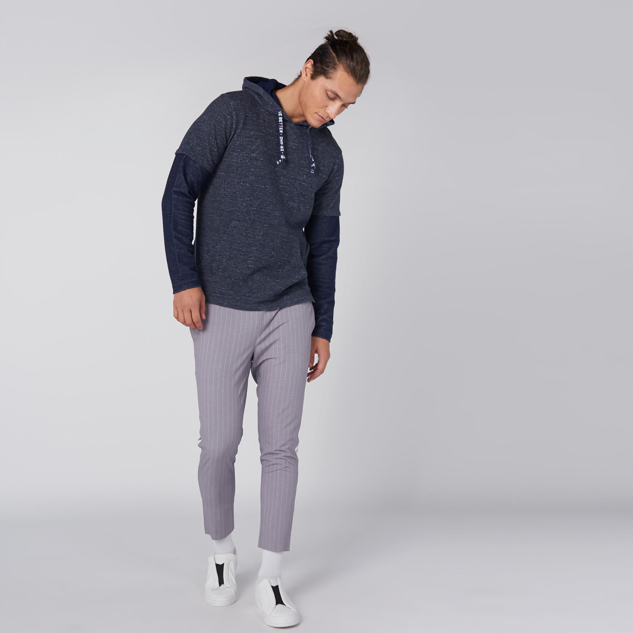 بنطال قصير مقلم بجيوب-men-clothing-bottoms-trousersandchinos-trousers-image-2