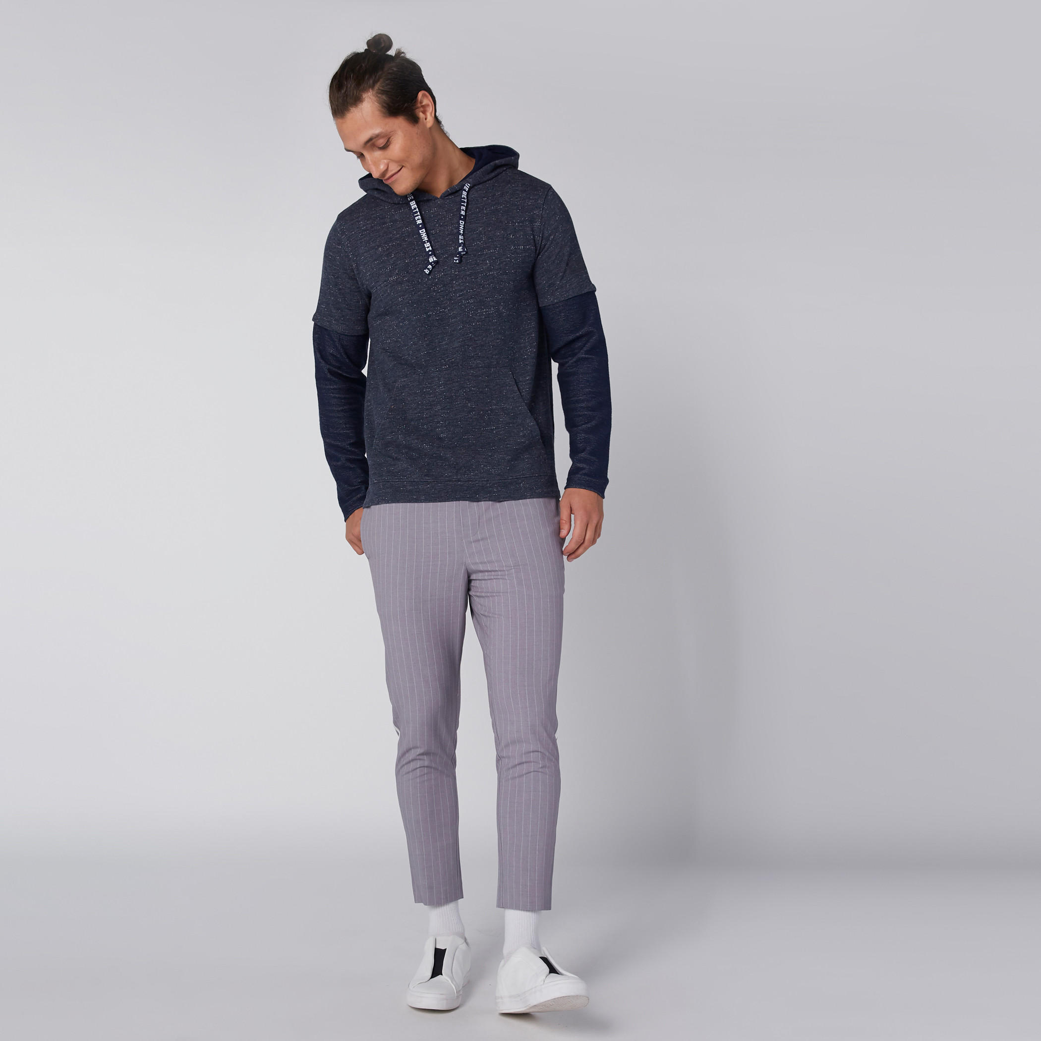بنطال قصير مقلم بجيوب-men-clothing-bottoms-trousersandchinos-trousers-image-3