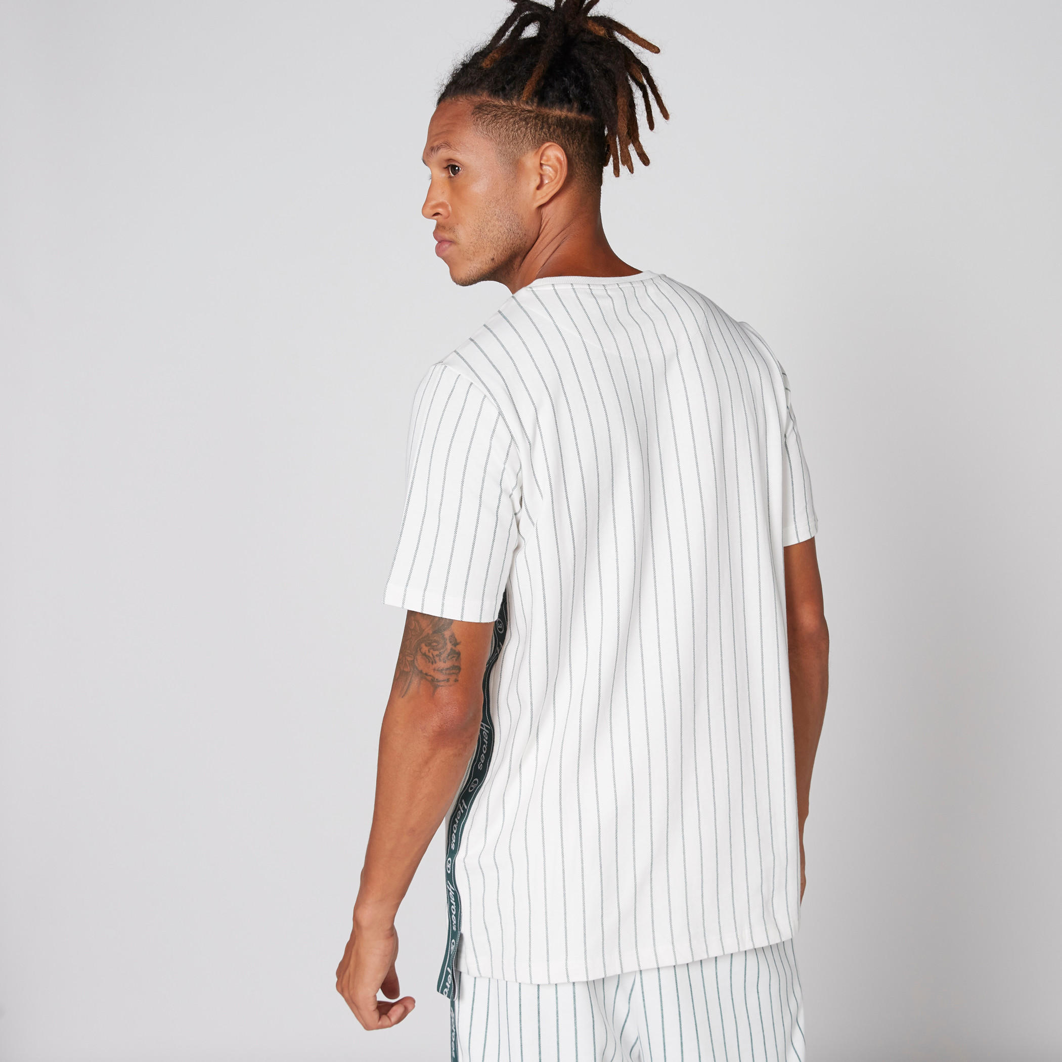 شورت مقلّم بخصر مطّاطي-men-clothing-tshirtsandpolos-tshirts-image-2