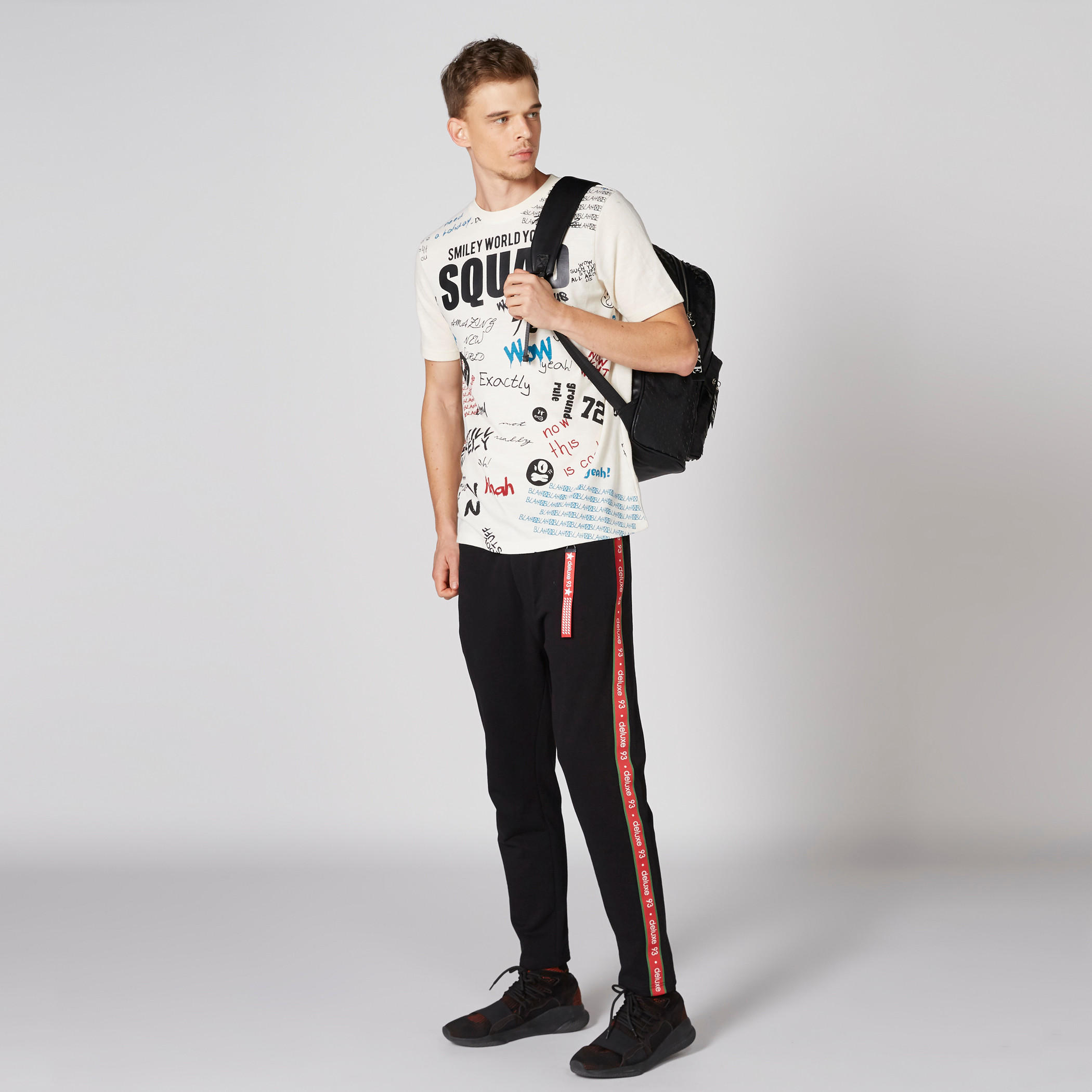 بنطال طويل بخصر مطاطي وجيوب-men-clothing-bottoms-trousersandchinos-trousers-image-3
