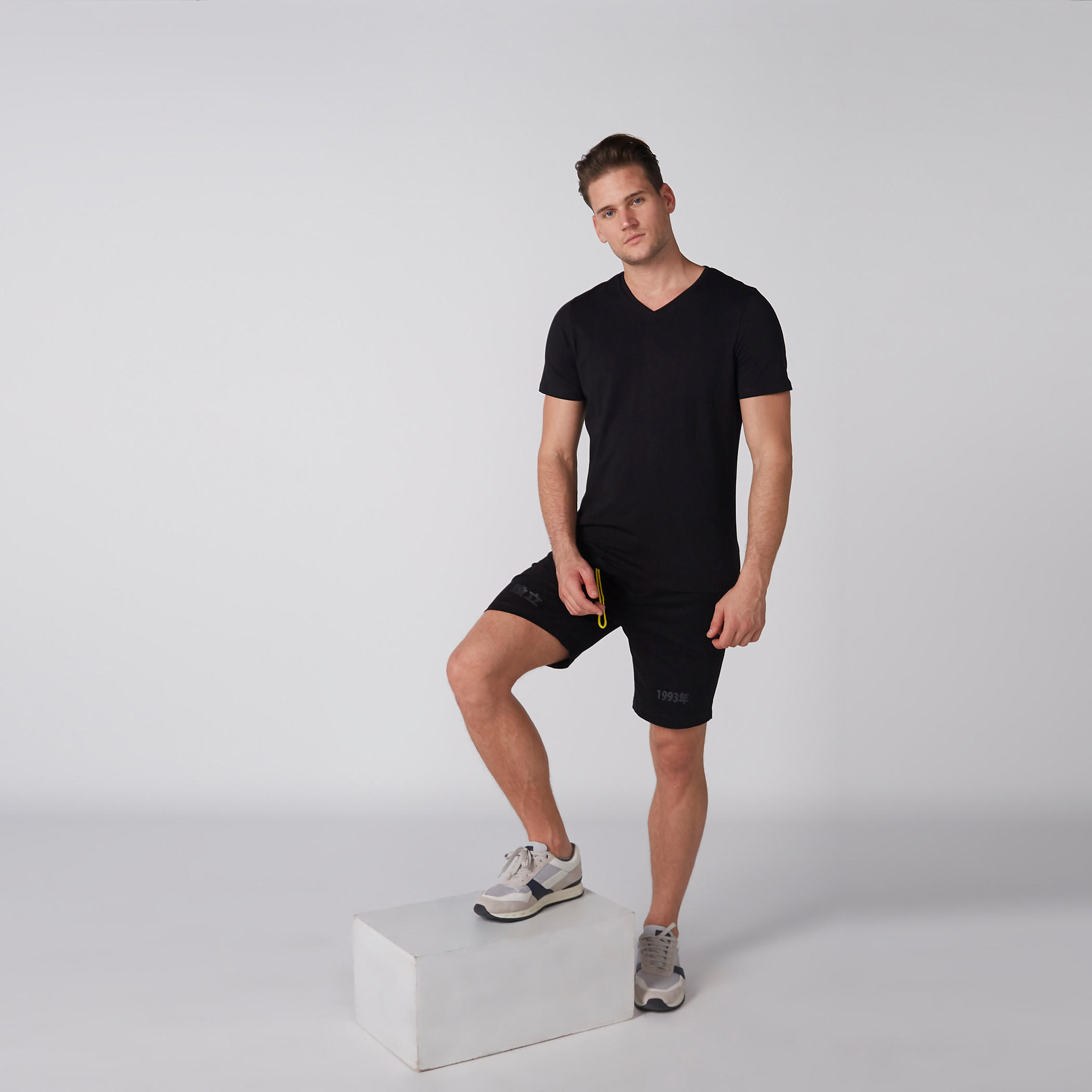 شورت بطبعات-men-clothing-bottoms-shorts-image-1