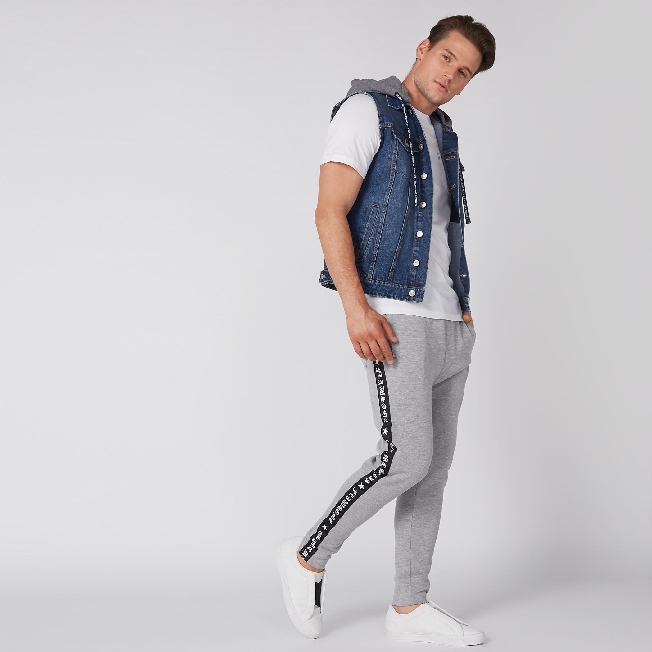 بنطال طويل بخصر مطاطي-men-clothing-bottoms-trousersandchinos-trousers-image-1