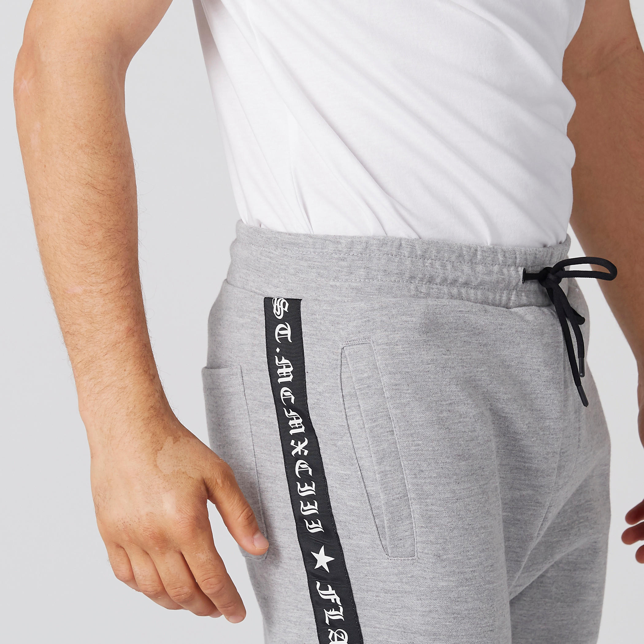 بنطال طويل بخصر مطاطي-men-clothing-bottoms-trousersandchinos-trousers-image-3