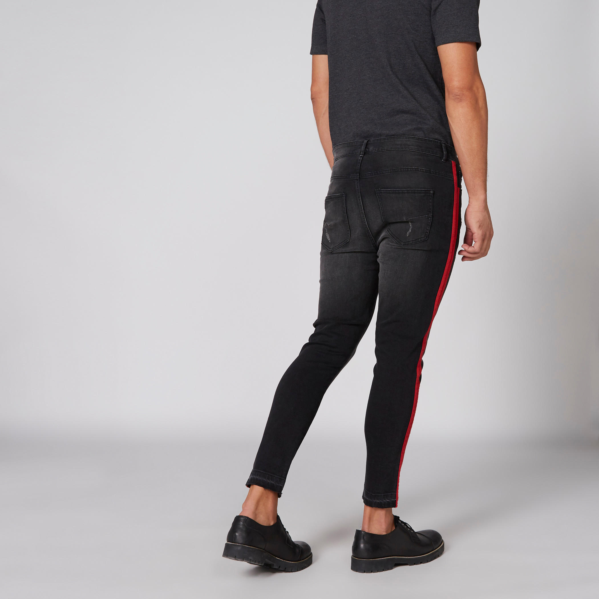 بنطال جينز طويل بتصميم ممزق-men-clothing-bottoms-jeans-image-3