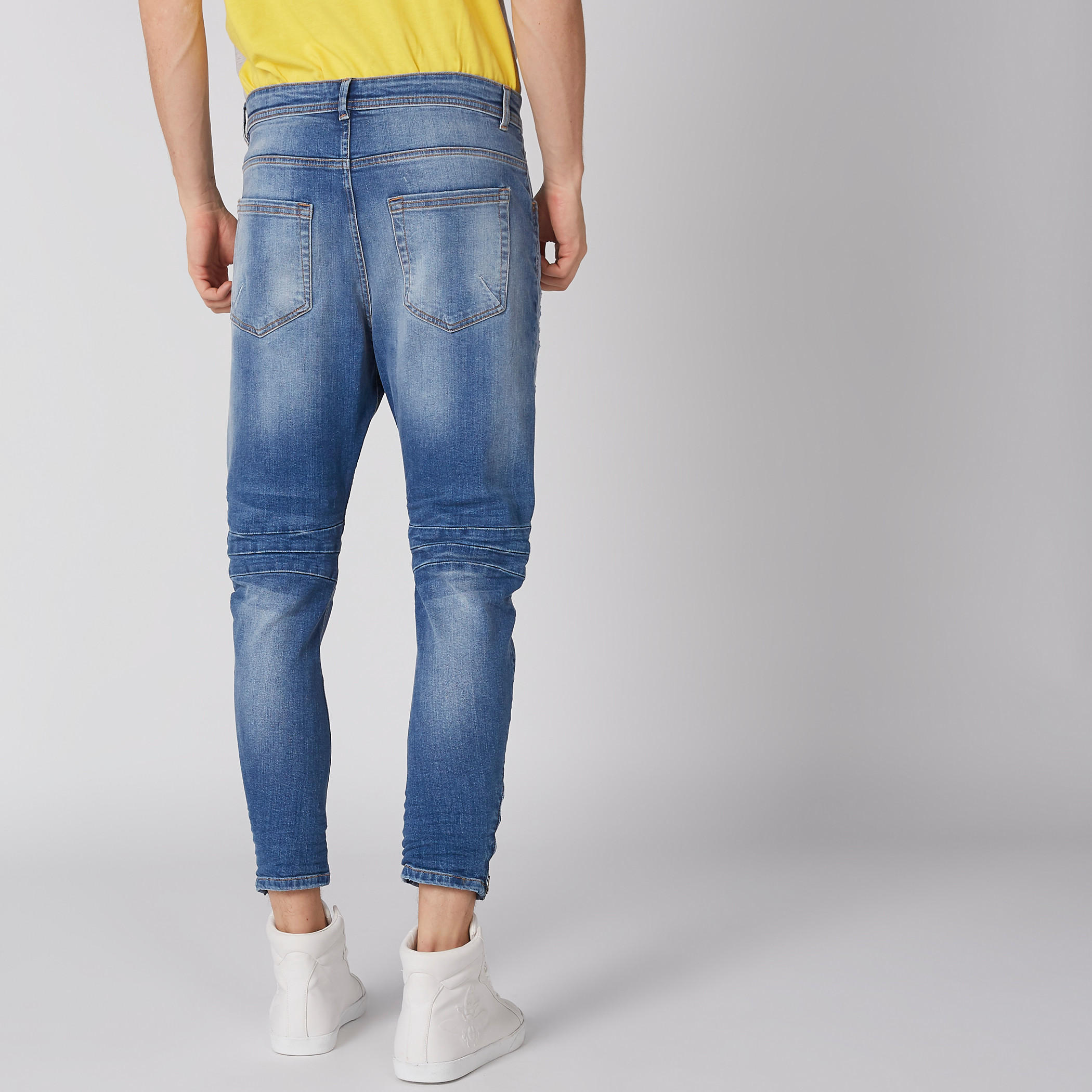 بنطال جينز طويل بتصميم ممزق وزر إغلاق وجيوب-men-clothing-bottoms-jeans-image-4