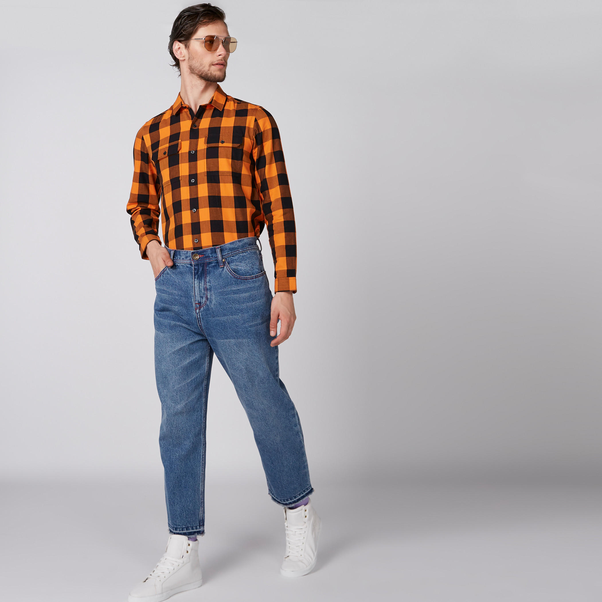 قميص كاروهات بأكمام طويلة وأزرار-men-clothing-shirts-image-3