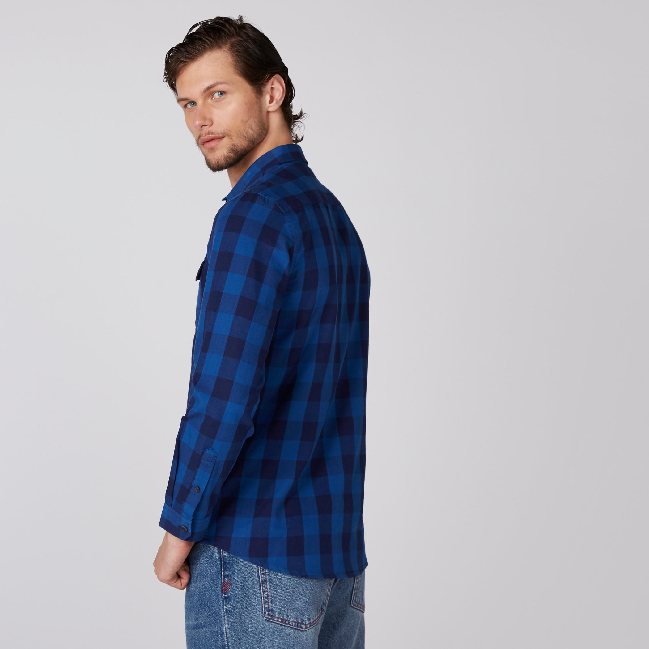 قميص كاروهات بأكمام طويلة وأزرار-men-clothing-shirts-image-2