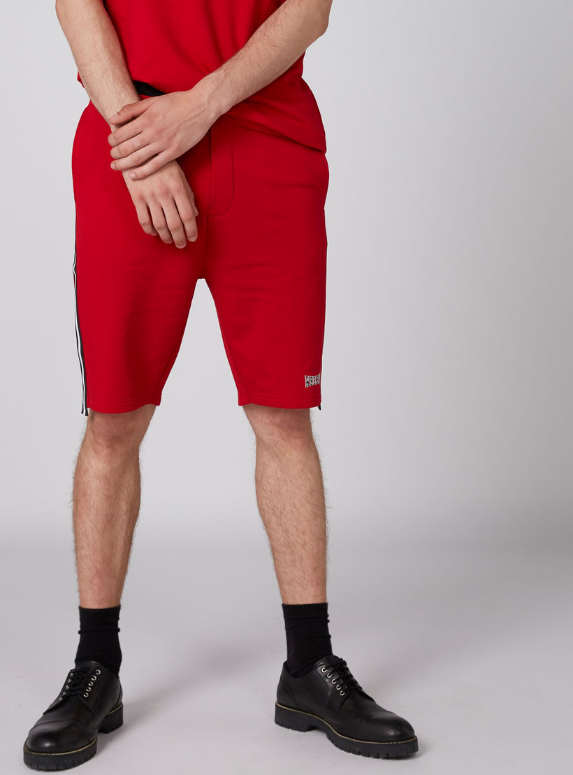 شورت بخصر مطّاطي وجيوب-men-clothing-bottoms-shorts-image-1