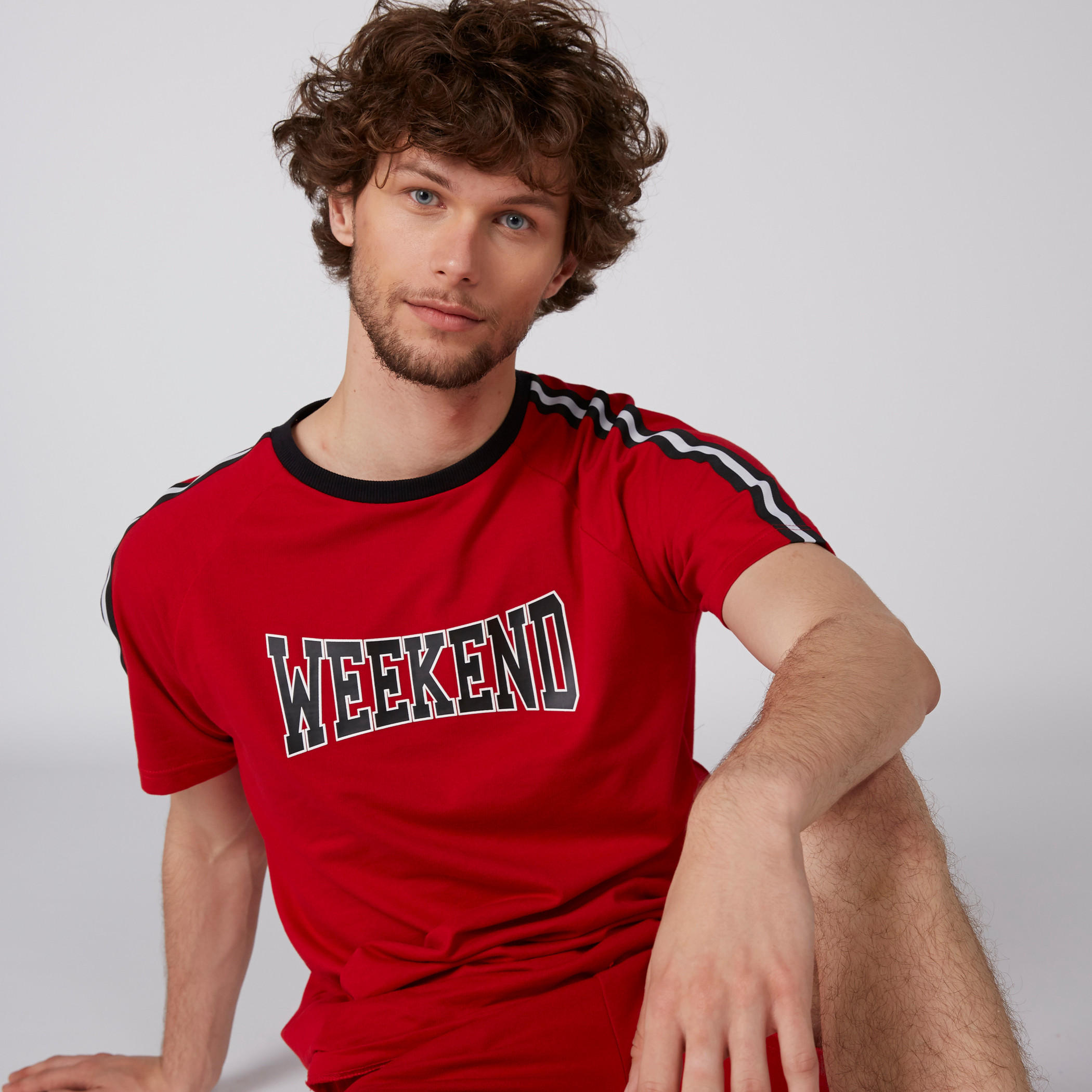 شورت بخصر مطّاطي وجيوب-men-clothing-bottoms-shorts-image-4