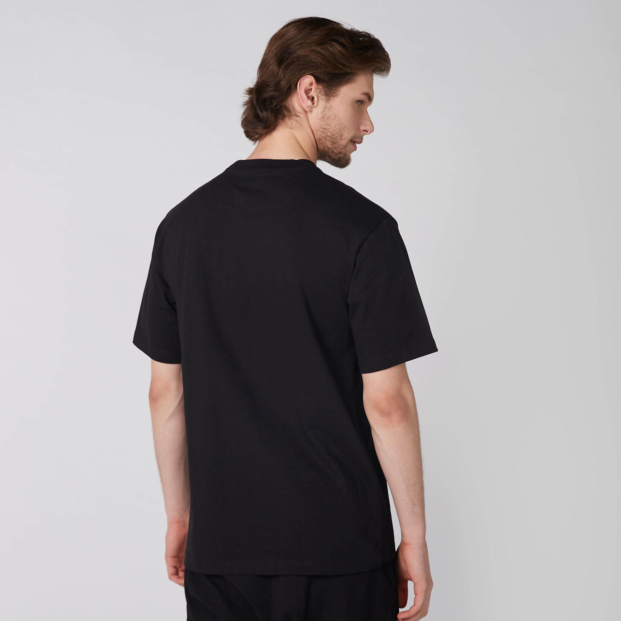 تيشيرت بياقة مستديرة وأكمام قصيرة وطبعات-men-clothing-tshirtsandpolos-tshirts-image-3