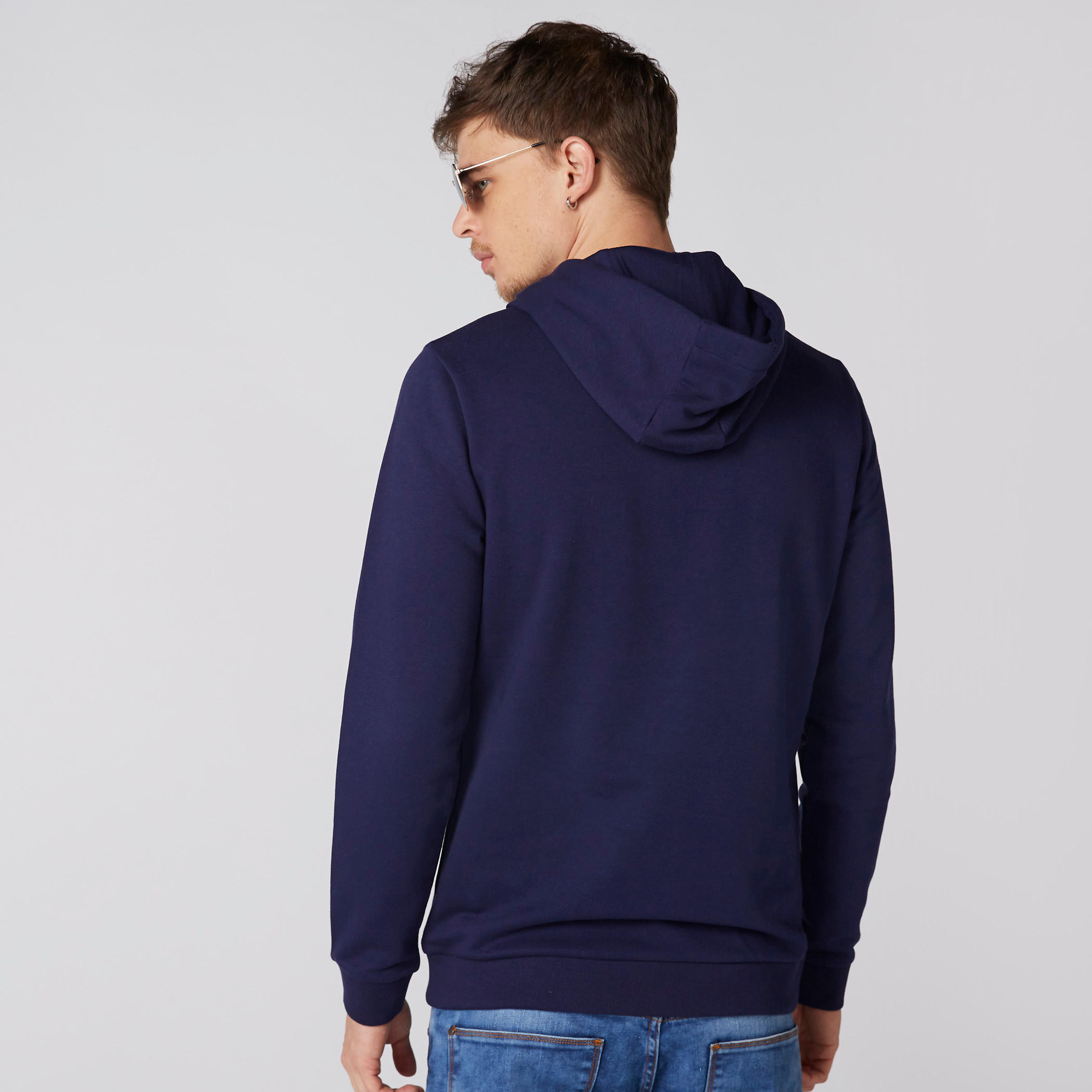 سويت شيرت بطبعات وأكمام طويلة وقبعة-men-winterwear-hoodiesandsweatshirts-image-2