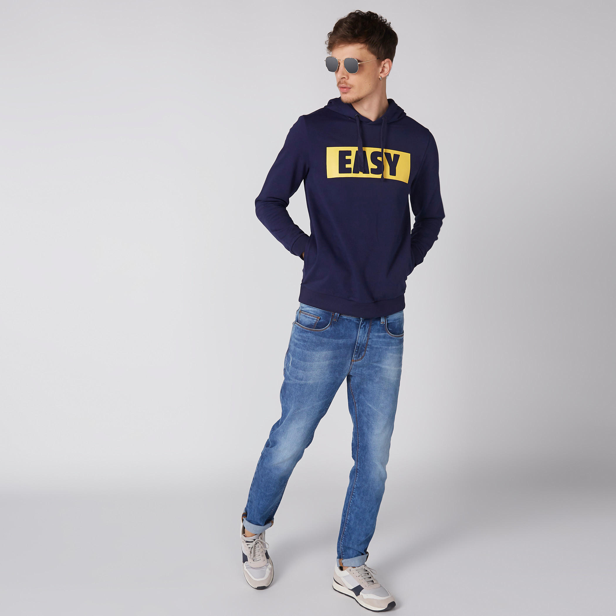سويت شيرت بطبعات وأكمام طويلة وقبعة-men-winterwear-hoodiesandsweatshirts-image-3