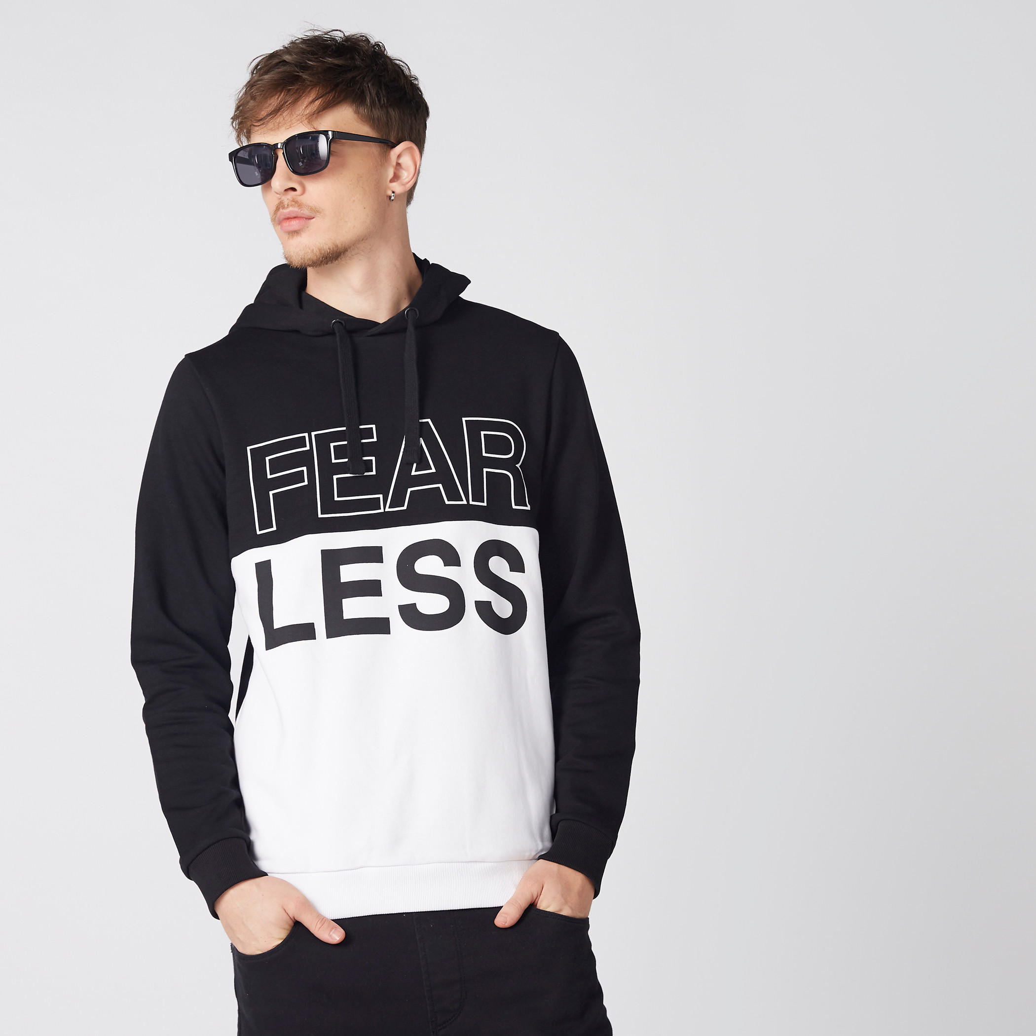 سويت شيرت بطبعات وأكمام طويلة وقبعة-men-winterwear-hoodiesandsweatshirts-image-1