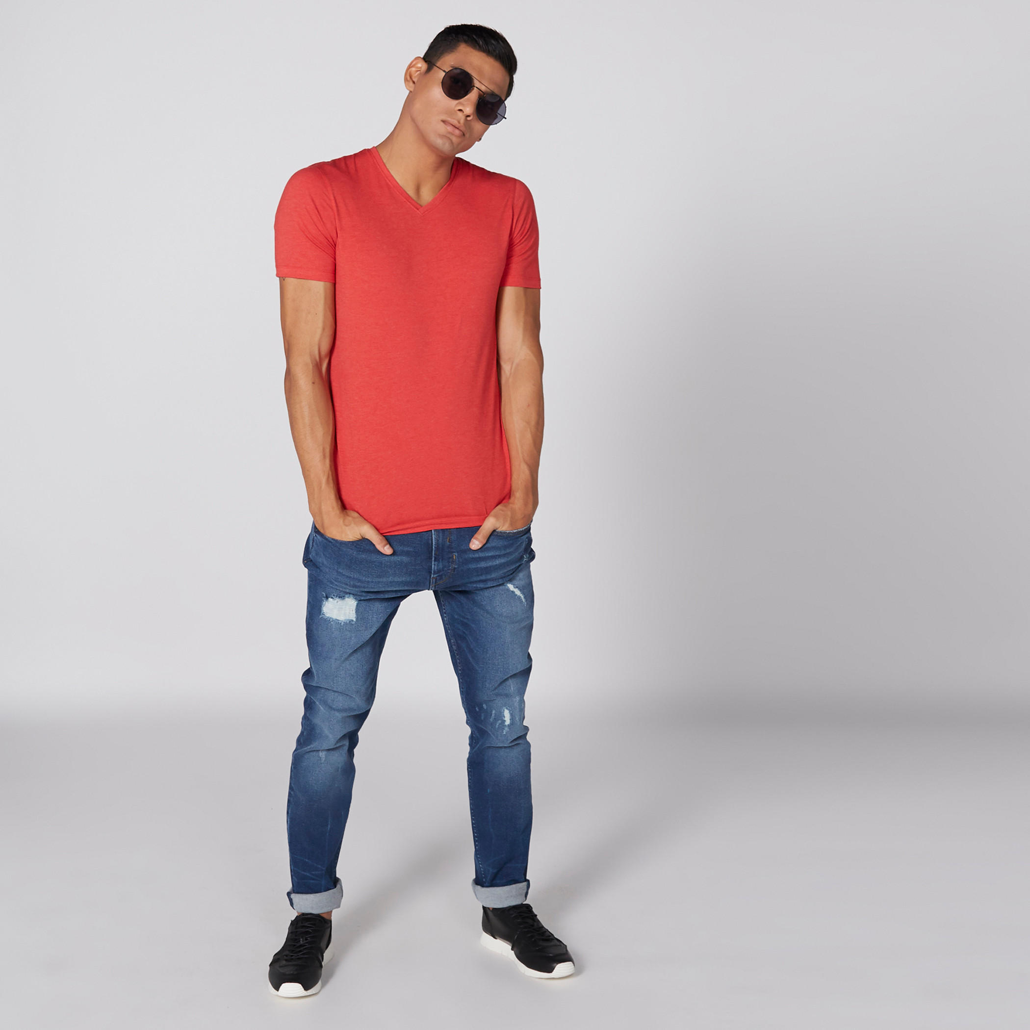 تيشيرت بأكمام قصيرة وياقة V-men-clothing-tshirtsandpolos-tshirts-image-1