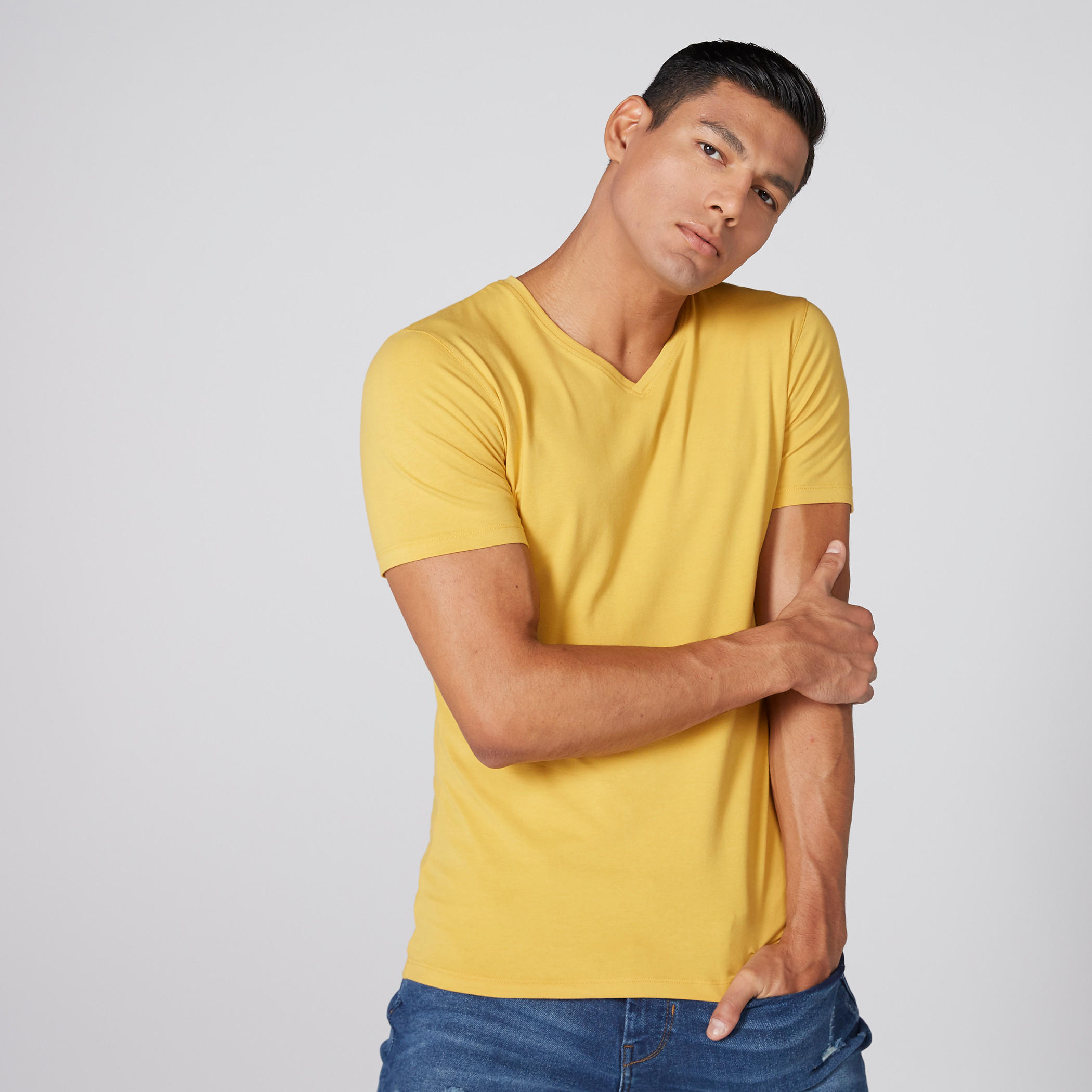 تيشيرت بأكمام قصيرة وياقة V-men-clothing-tshirtsandpolos-tshirts-image-2