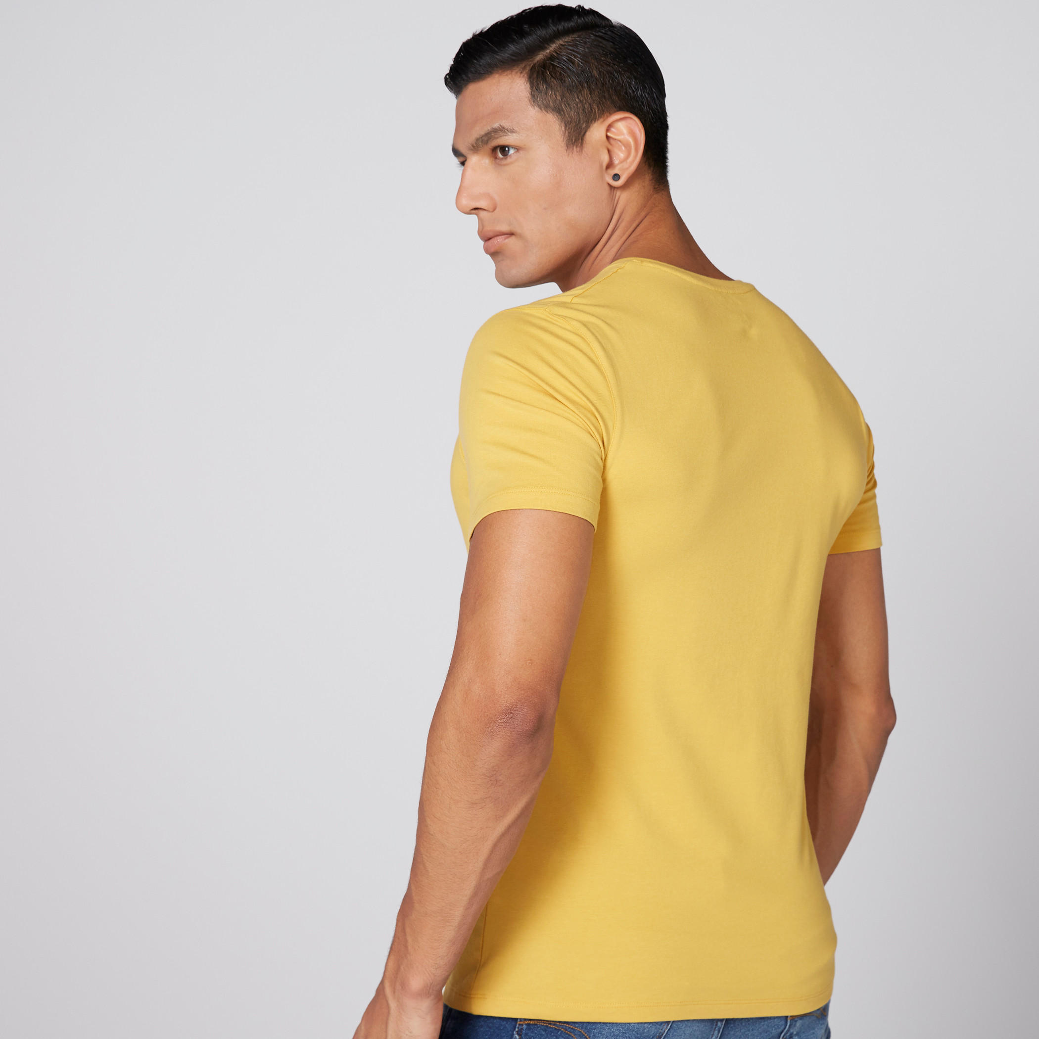 تيشيرت بأكمام قصيرة وياقة V-men-clothing-tshirtsandpolos-tshirts-image-3