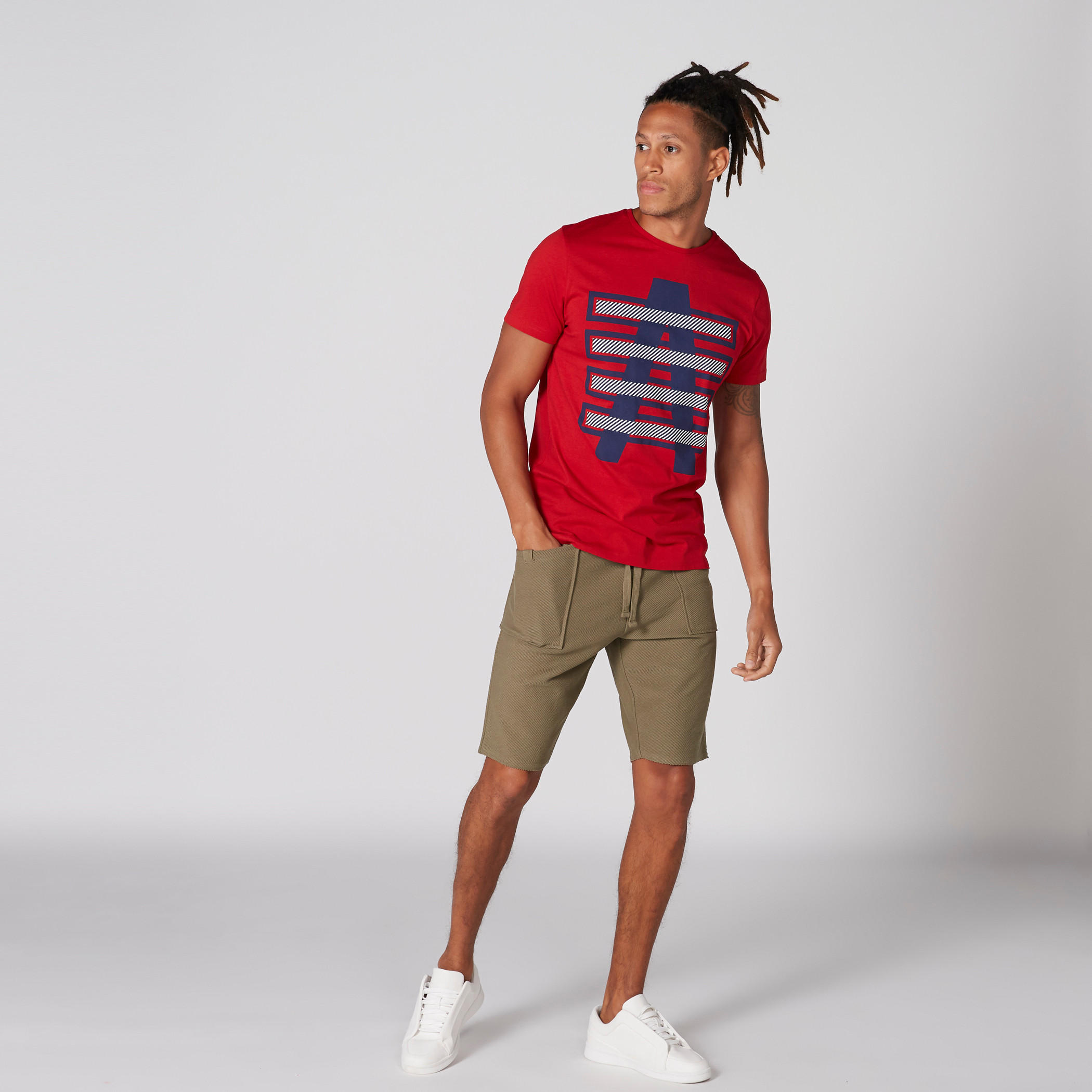 تيشيرت بياقة مستديرة وأكمام قصيرة وطبعات-men-clothing-tshirtsandpolos-tshirts-image-3