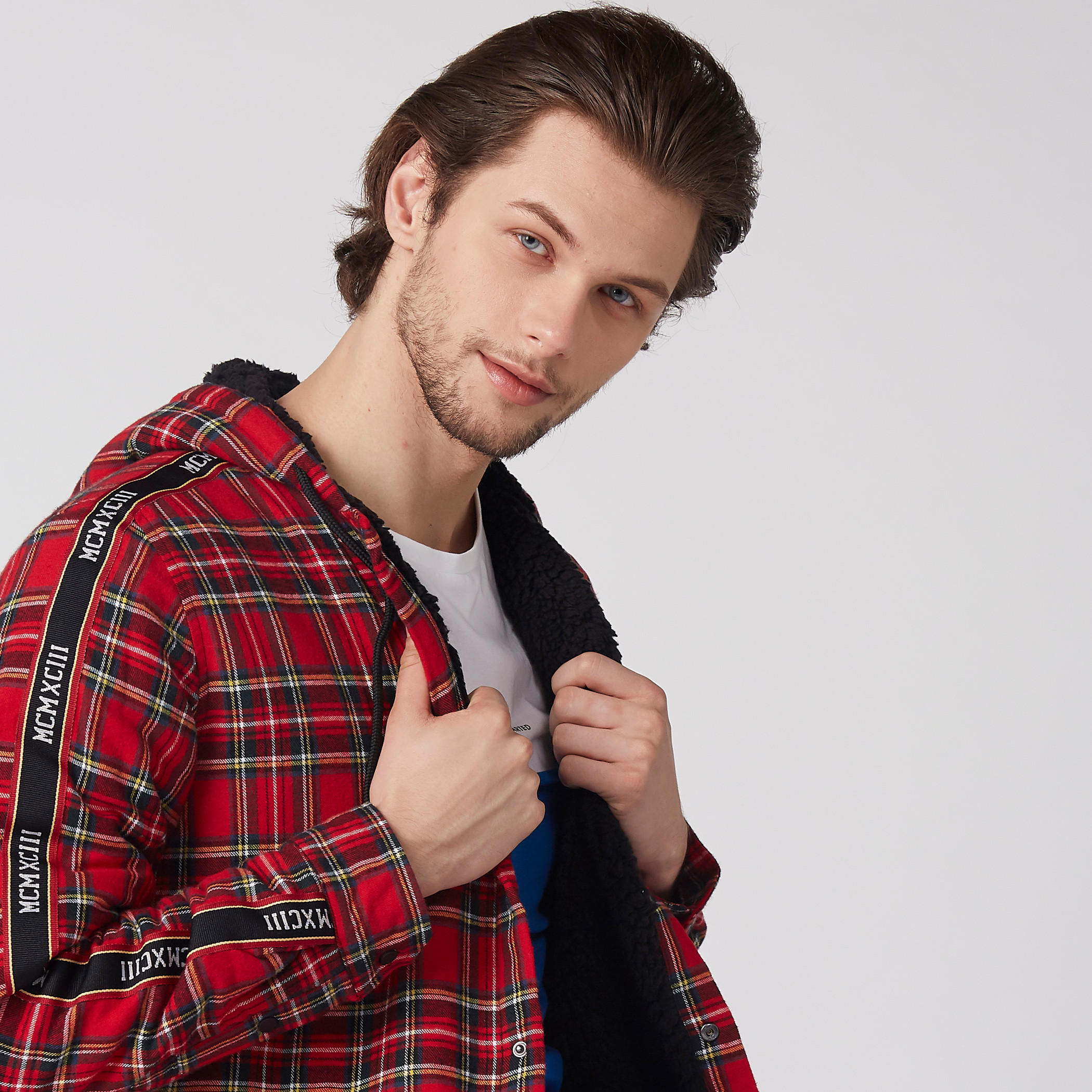 جاكيت كاروهات بأكمام طويلة وقبعة-men-clothing-jacketsandblazers-jackets-image-5