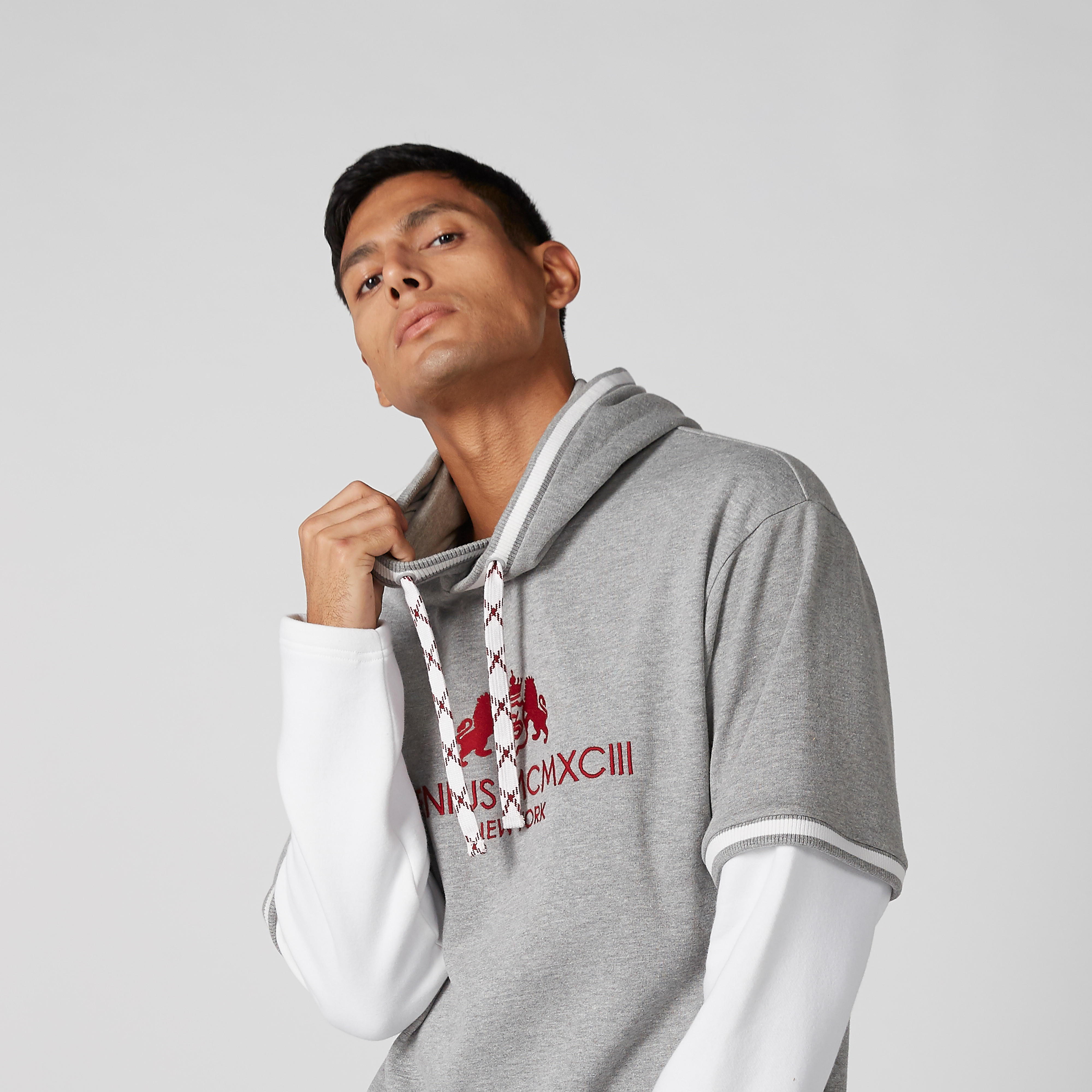 سريت شيرت مطرّز برباط بطبعات-men-winterwear-hoodiesandsweatshirts-image-4