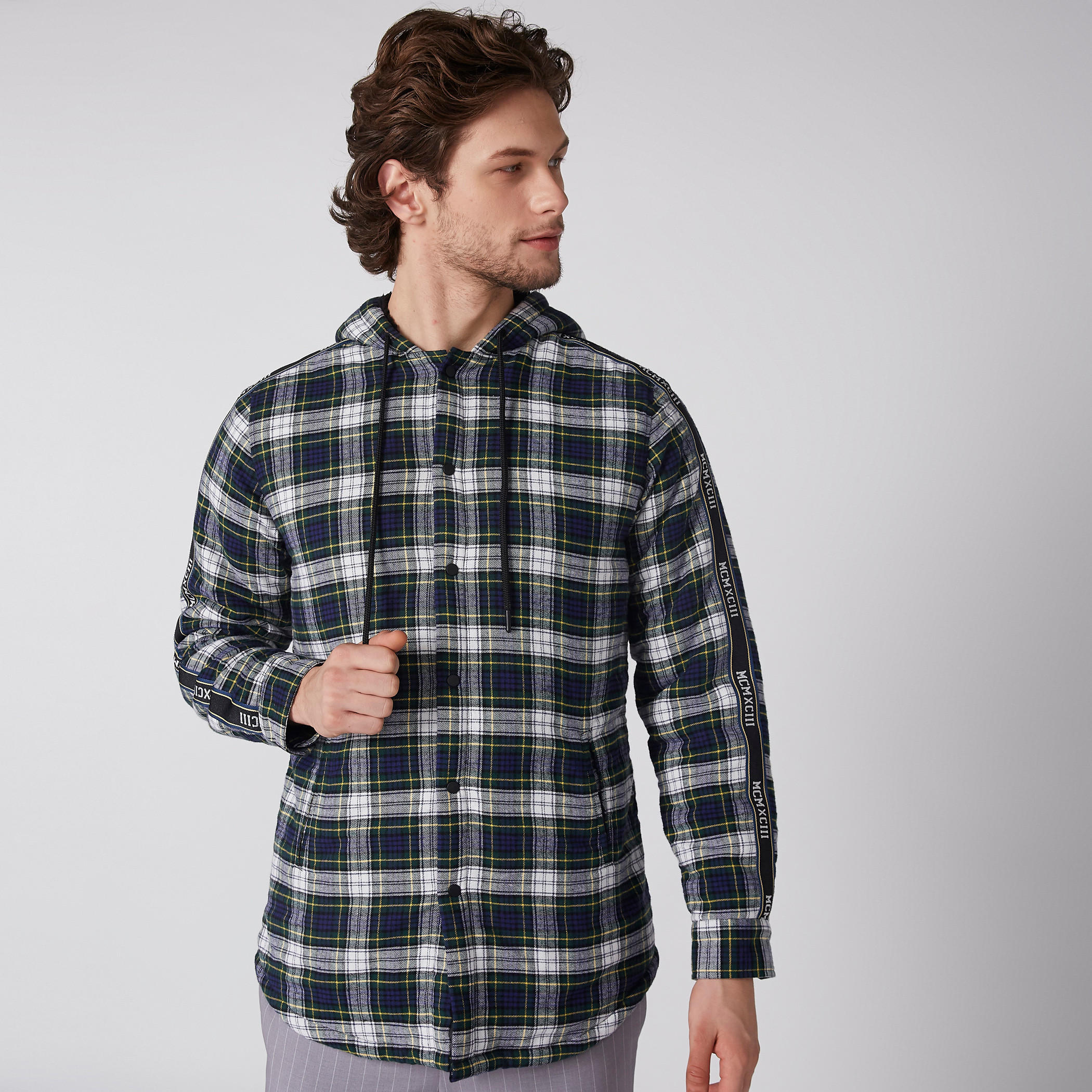 جاكيت كاروهات بأكمام طويلة وقبعة-men-clothing-jacketsandblazers-jackets-image-1