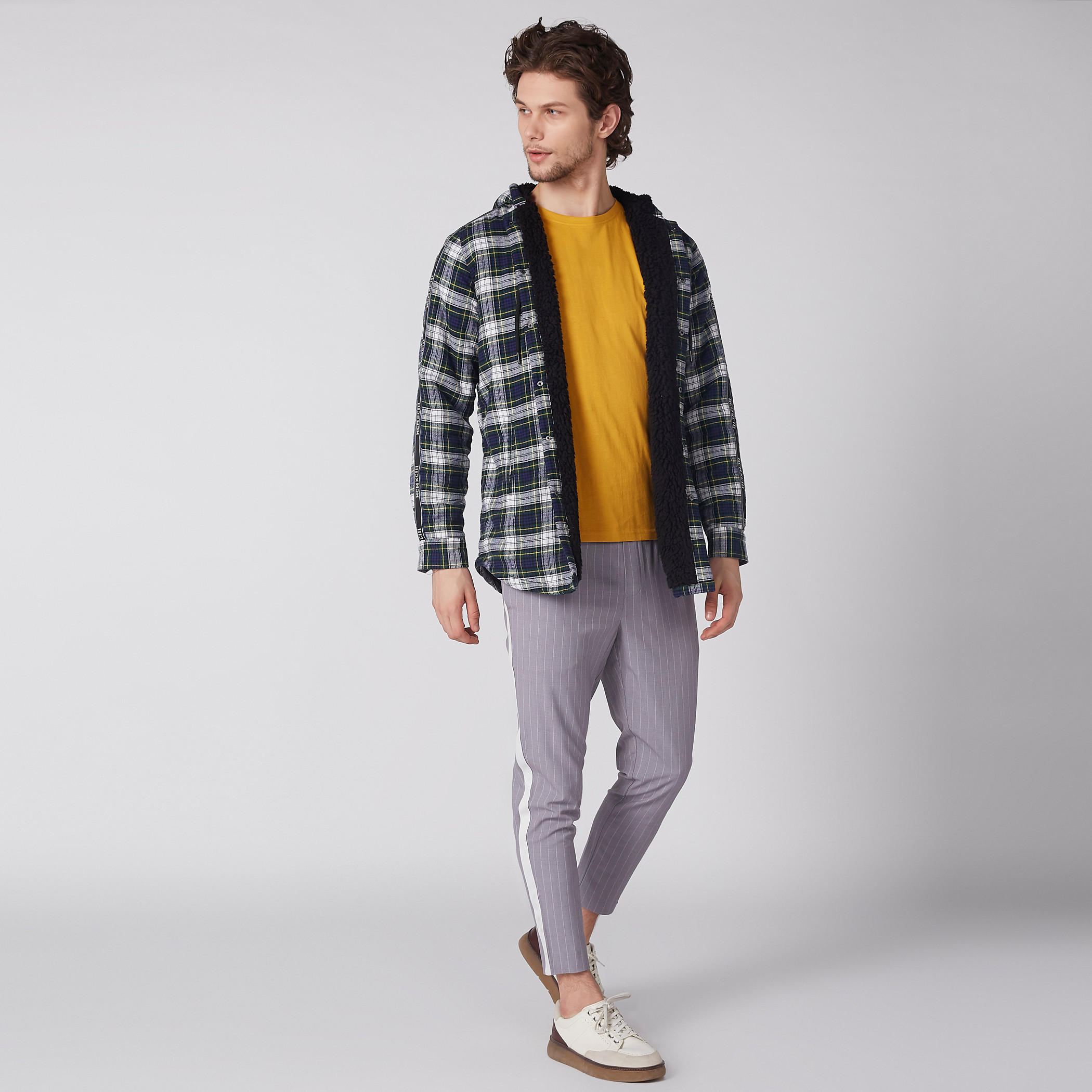 جاكيت كاروهات بأكمام طويلة وقبعة-men-clothing-jacketsandblazers-jackets-image-2